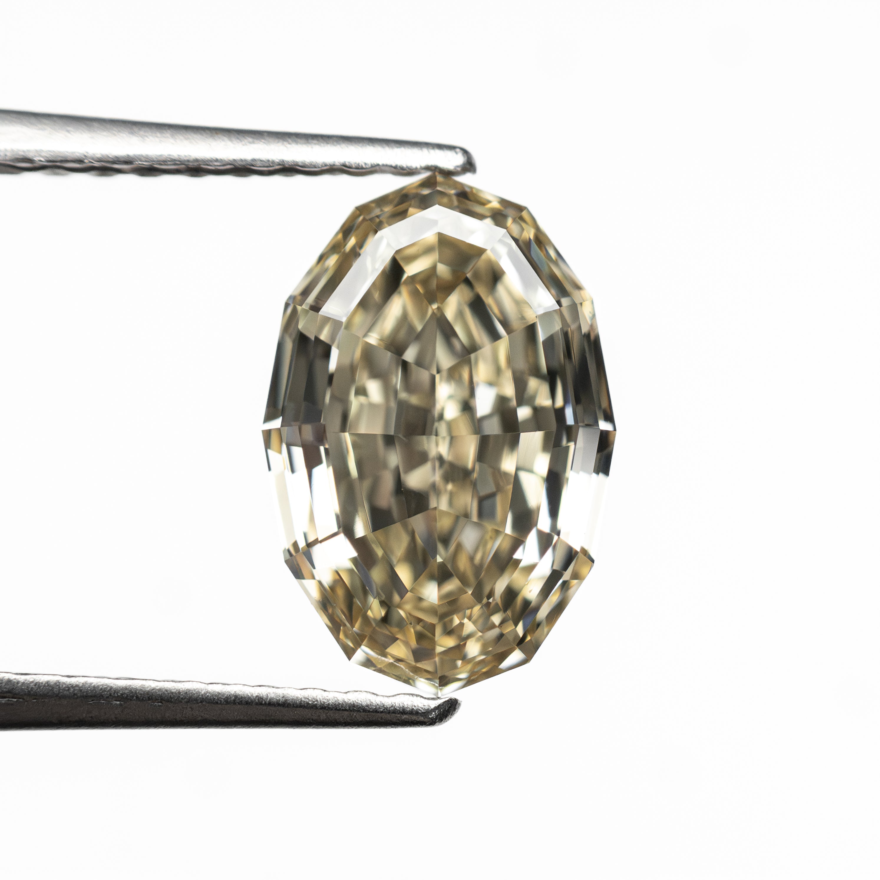 2.04ct 9.55x6.39x4.18mm VS2 C5 Geo Oval Step Cut 🇿🇦 27515-01-Staghead Designs