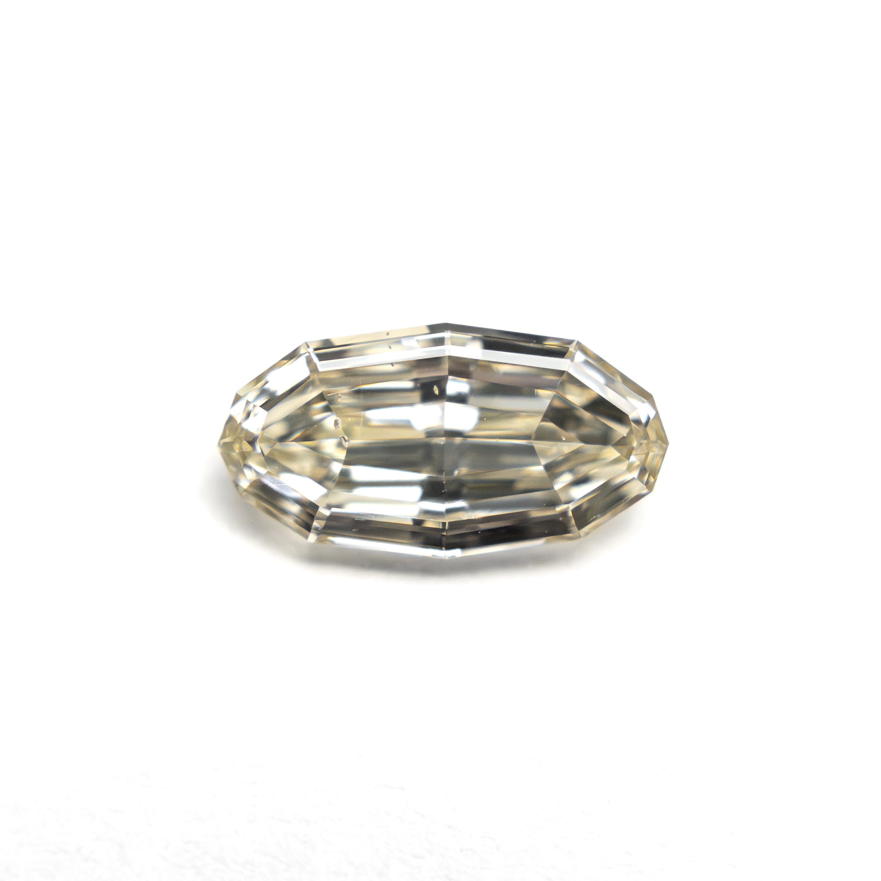 D16716 - 0.80ct 8.85x4.60x2.36mm SI2 Q-R Geo Oval Step Cut 🇿🇦 27526-02-Staghead Designs