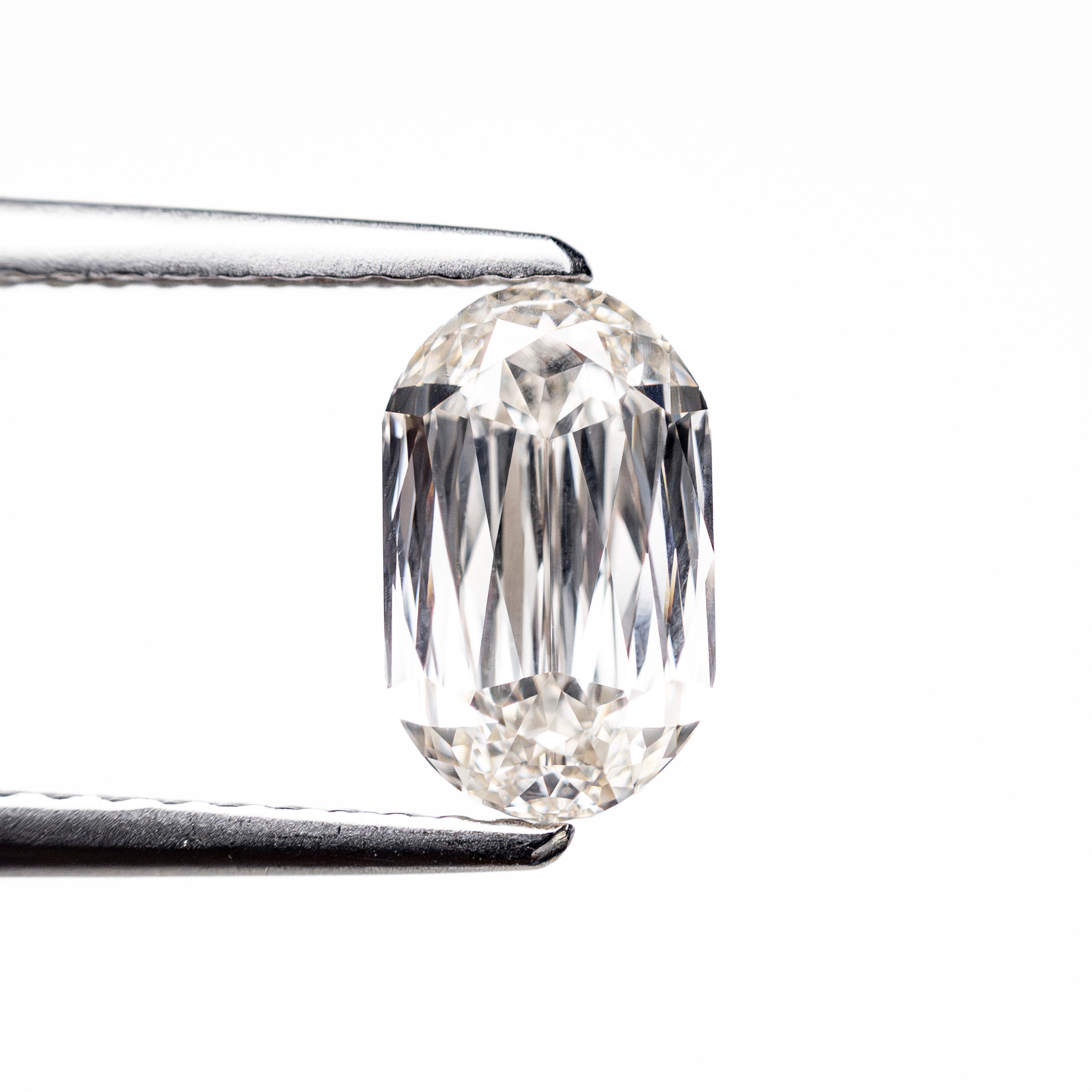 1.23ct 8.28x5.00x3.2mm VS1 J Oval Brilliant 🇨🇦 27689-01-Staghead Designs