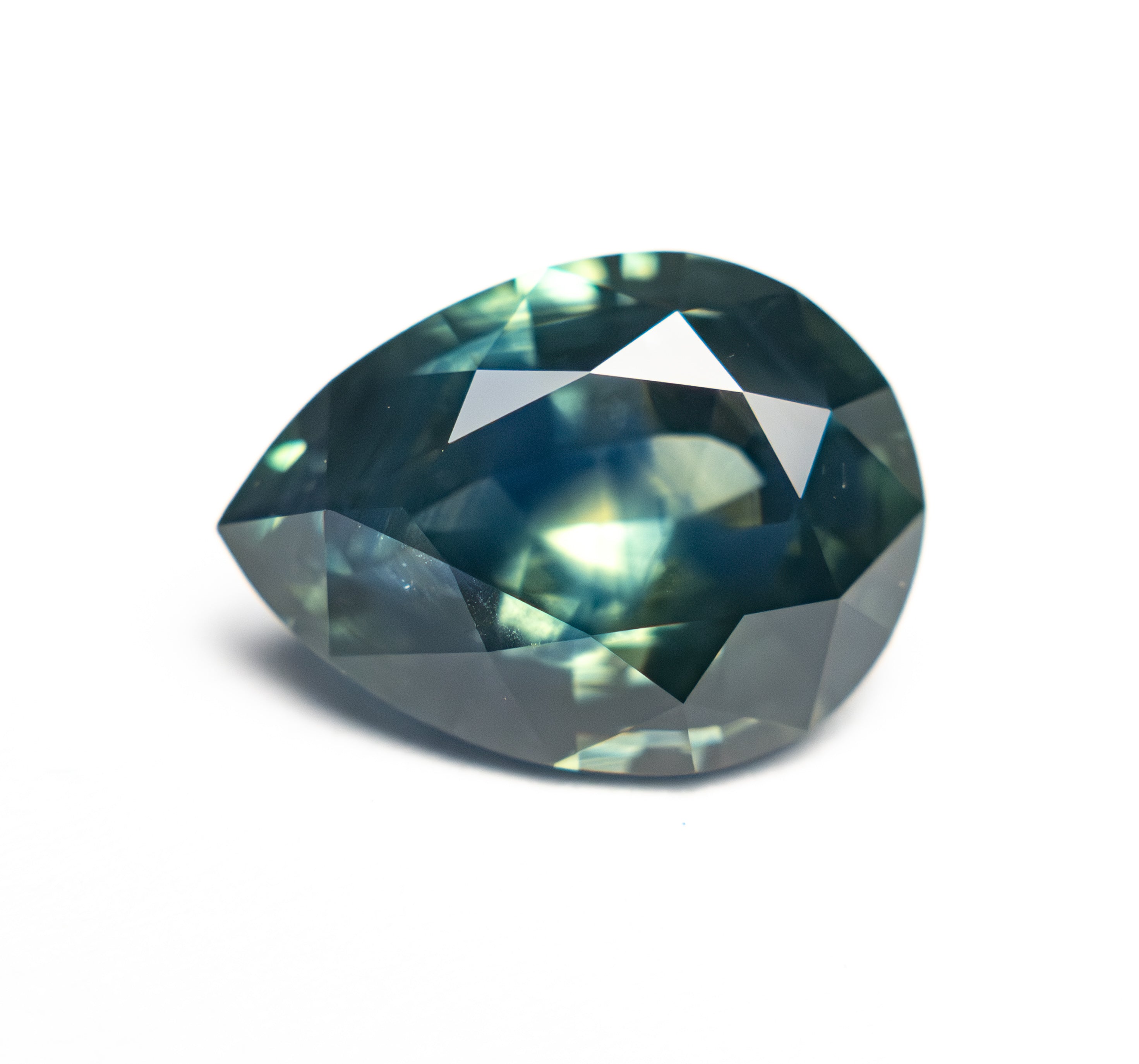 3.95ct 11.57x8.70x5.30mm Pear Brilliant Sapphire 27732-01-Staghead Designs