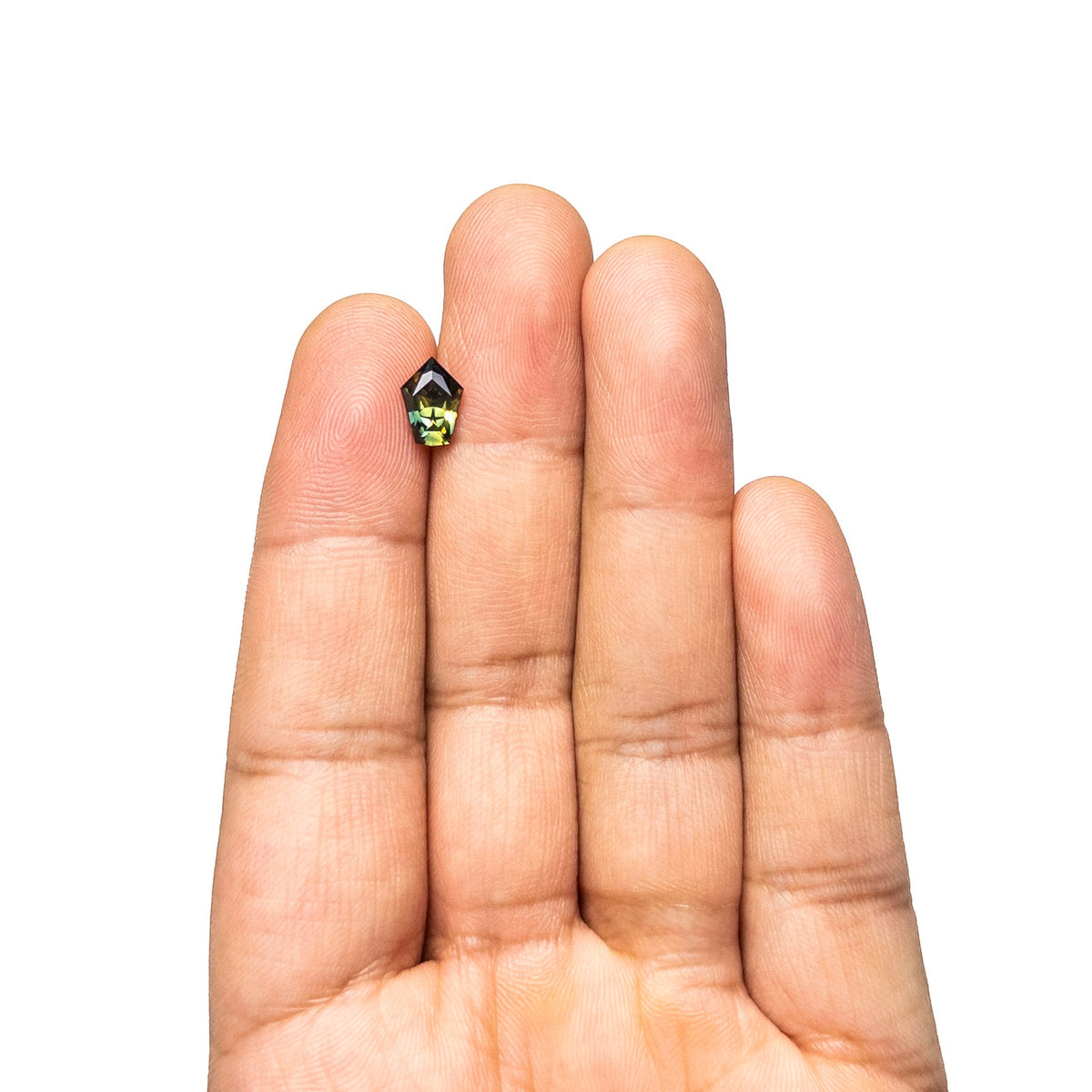 1.56ct 8.87x6.34x4.12mm Shield Brilliant Sapphire 27766-07