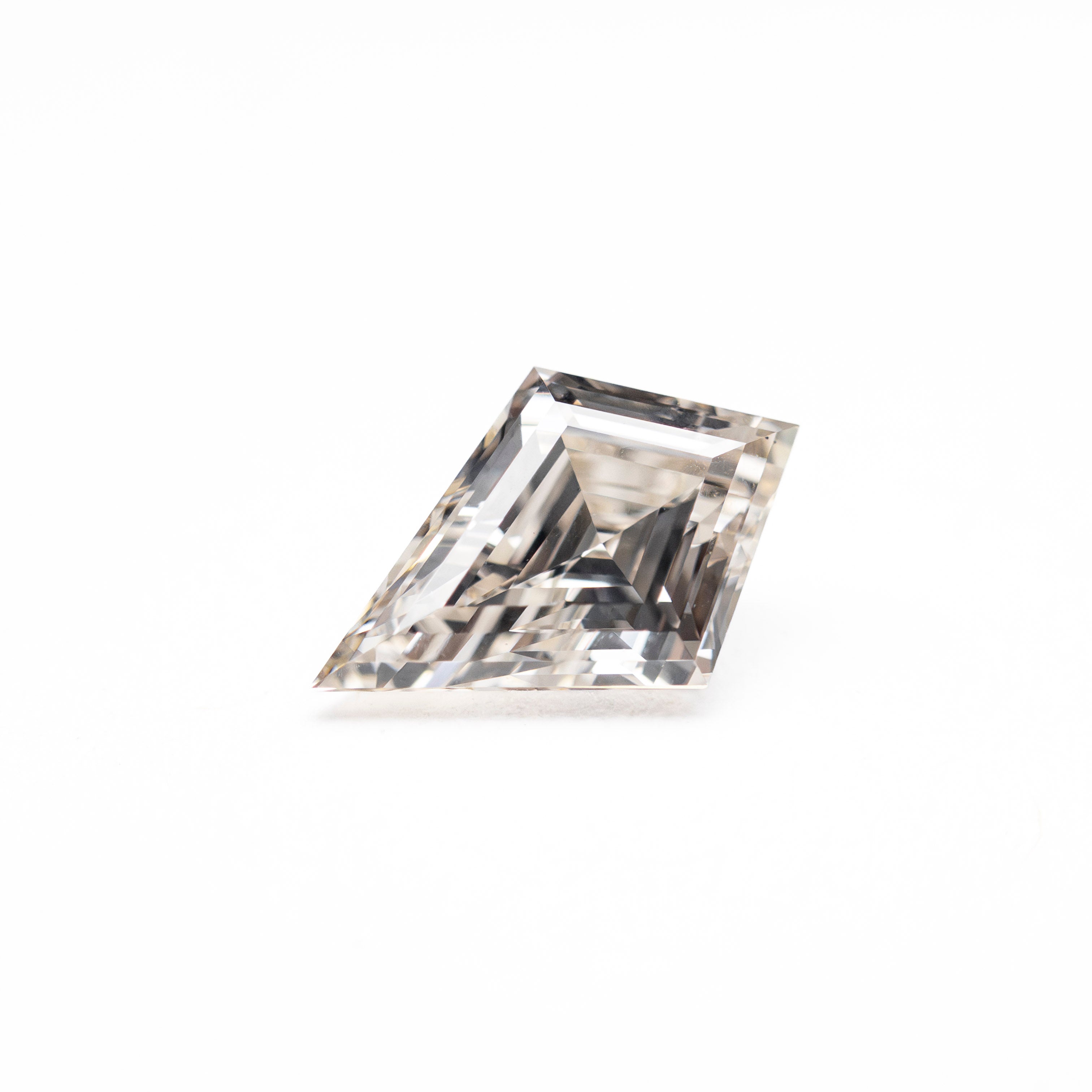 0.76ct 8.56x5.65x3.33mm VS2 M Kite Step Cut 🇨🇦 27931-01-Staghead Designs