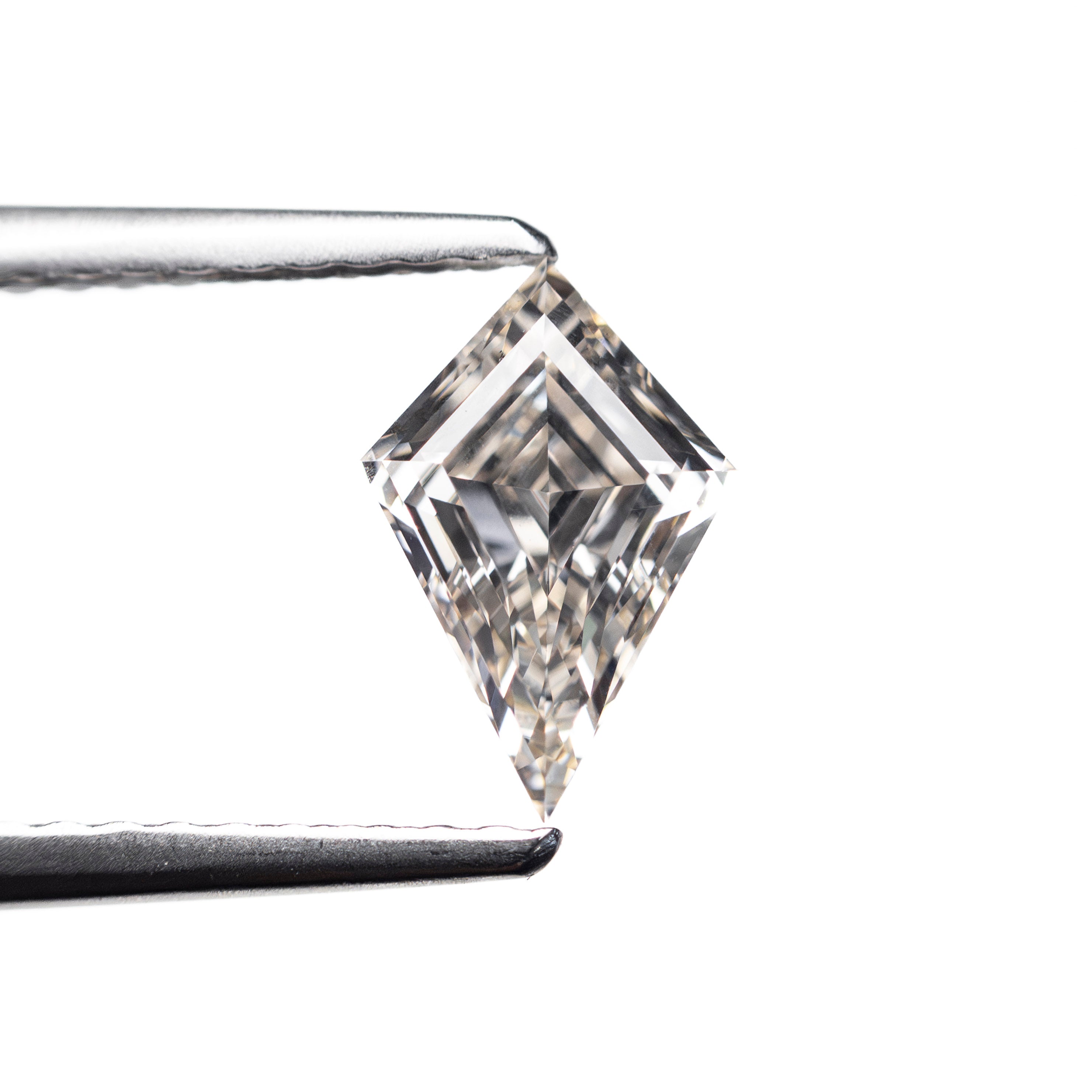0.76ct 8.56x5.65x3.33mm VS2 M Kite Step Cut 🇨🇦 27931-01-Staghead Designs