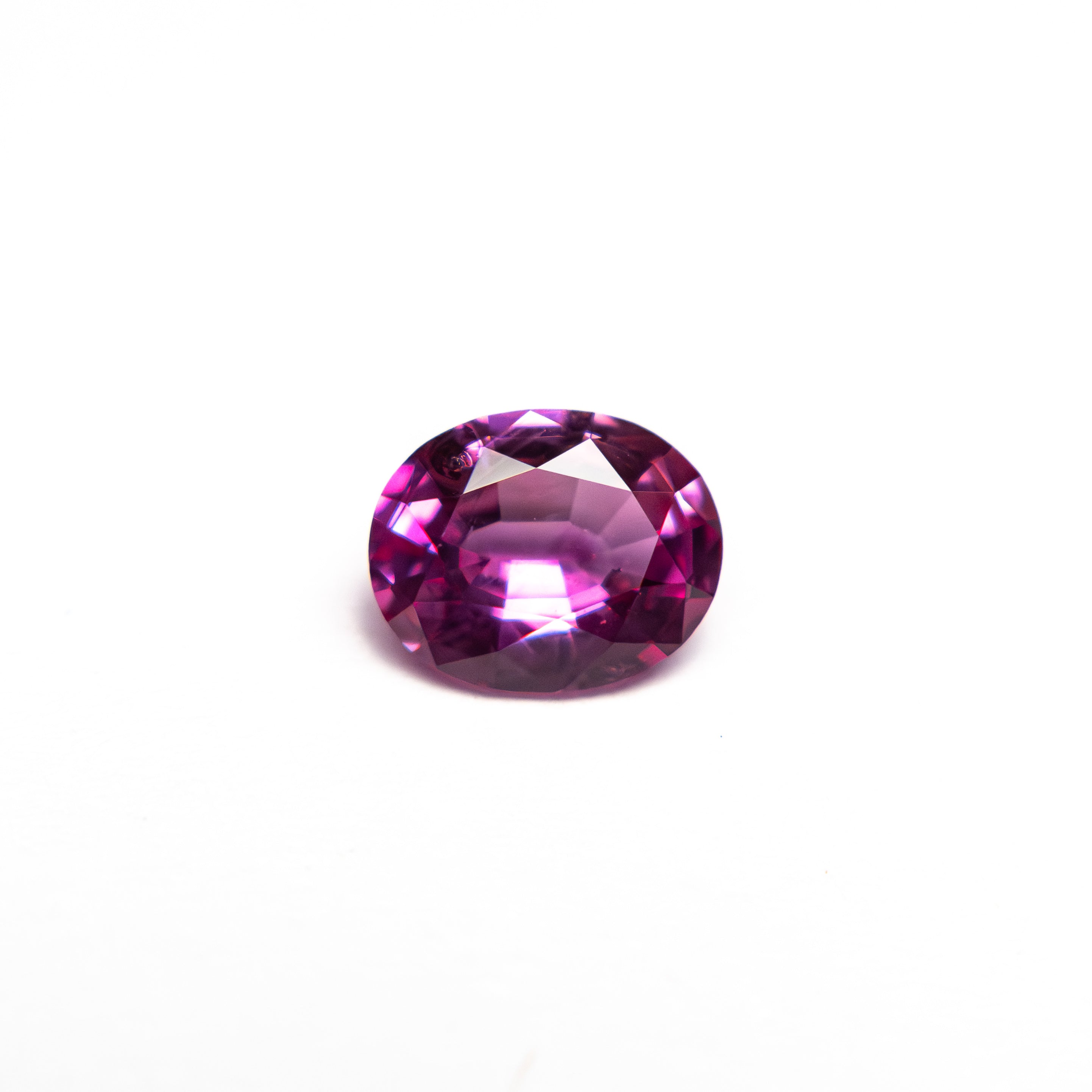 0.58ct 5.83x4.66x2.76mm Oval Brilliant Sapphire 27955-13-Staghead Designs