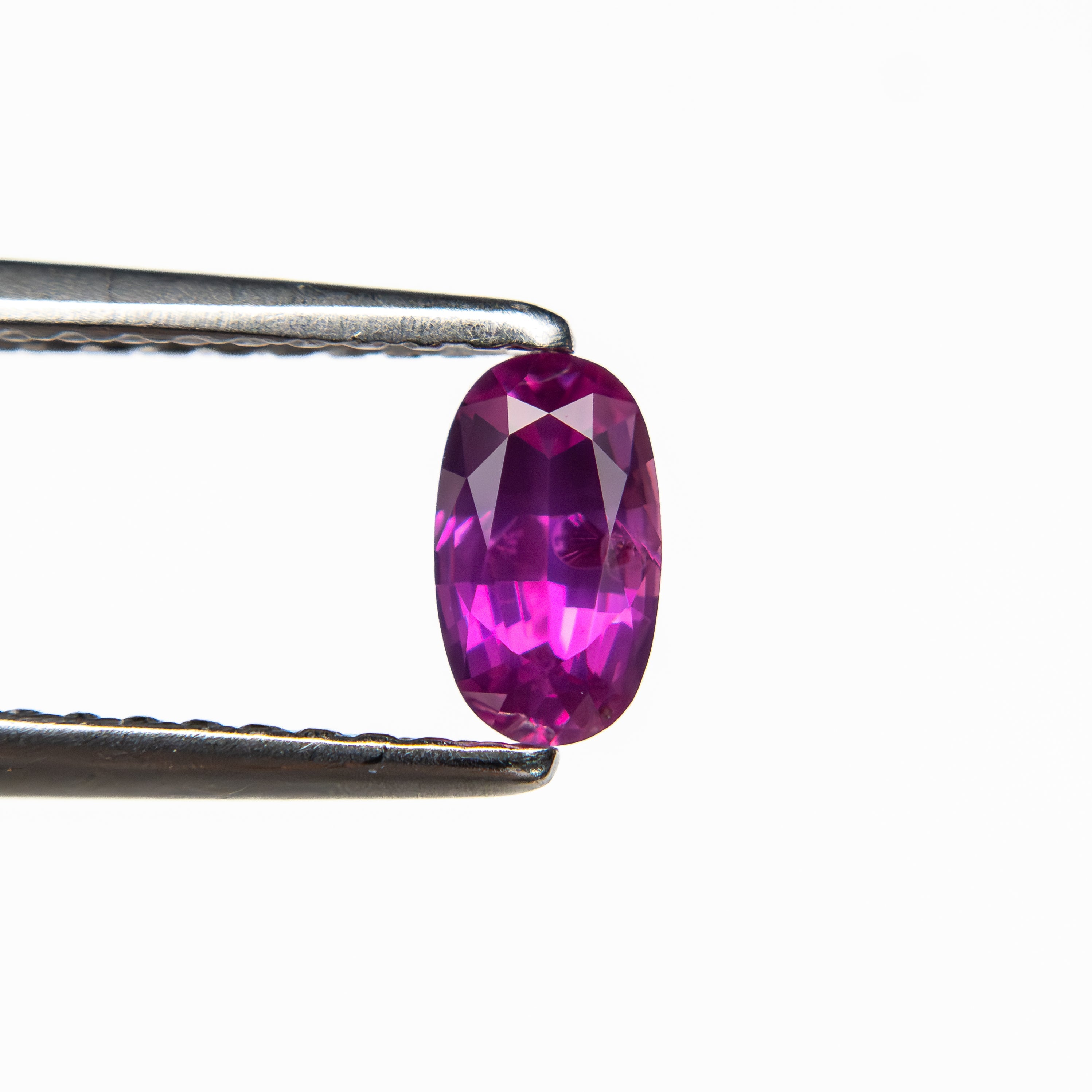 0.41ct 5.81x3.34x2.36mm Oval Brilliant Sapphire 27955-22-Staghead Designs