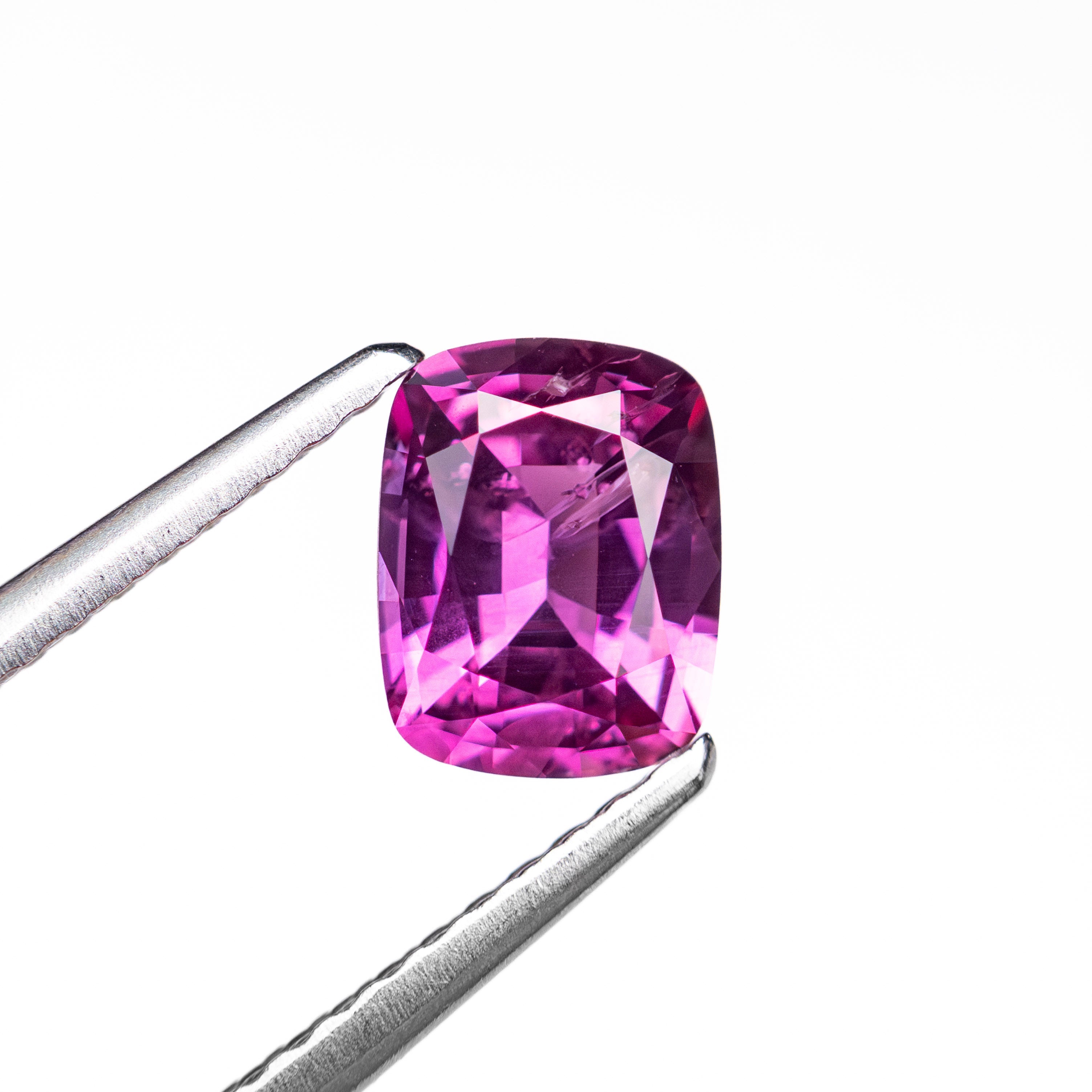 1.10ct 6.70x5.25x3.35mm Cushion Brilliant Sapphire 27956-08-Staghead Designs