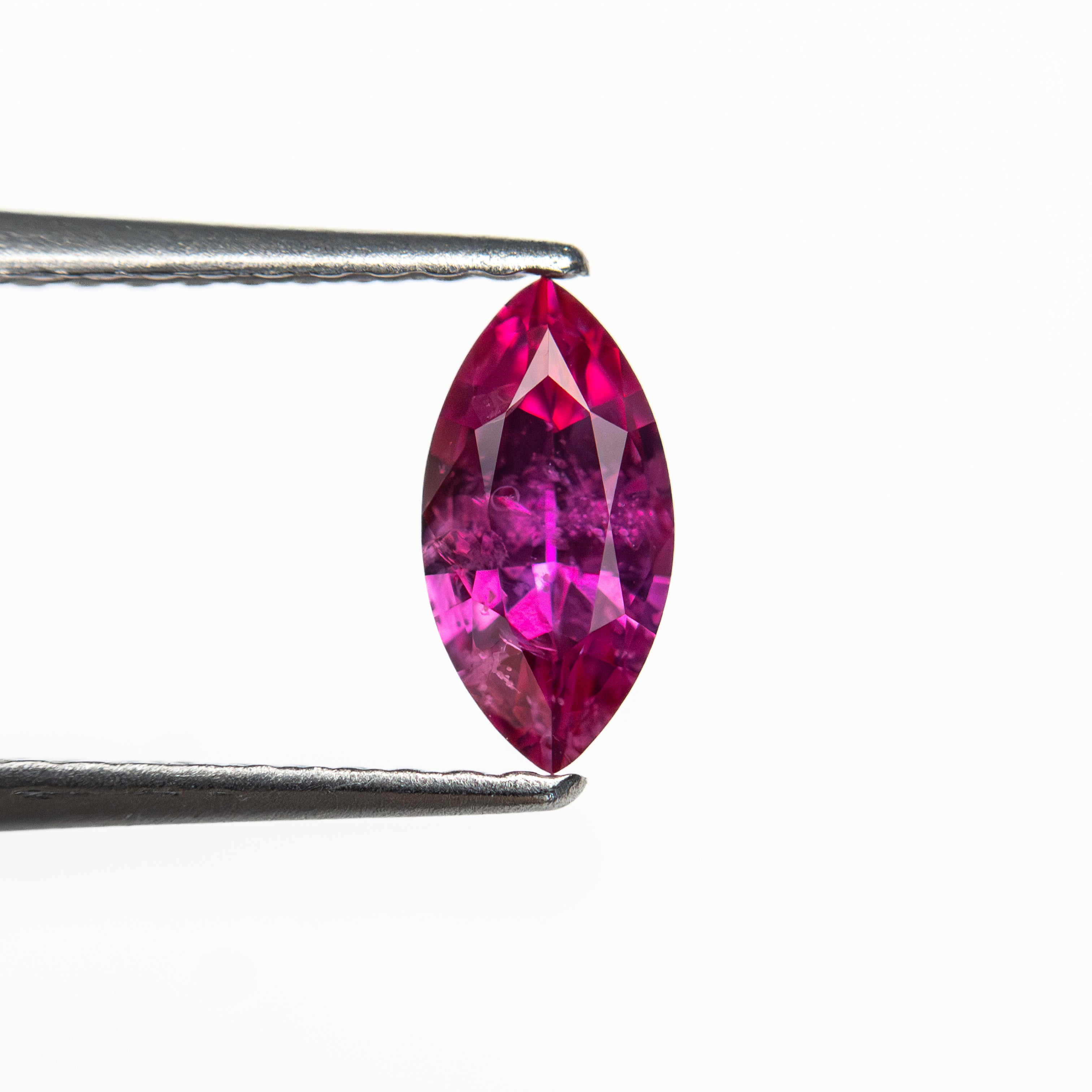0.53ct 7.50x3.81x2.49mm Marquise Brilliant Sapphire 27956-14-Staghead Designs