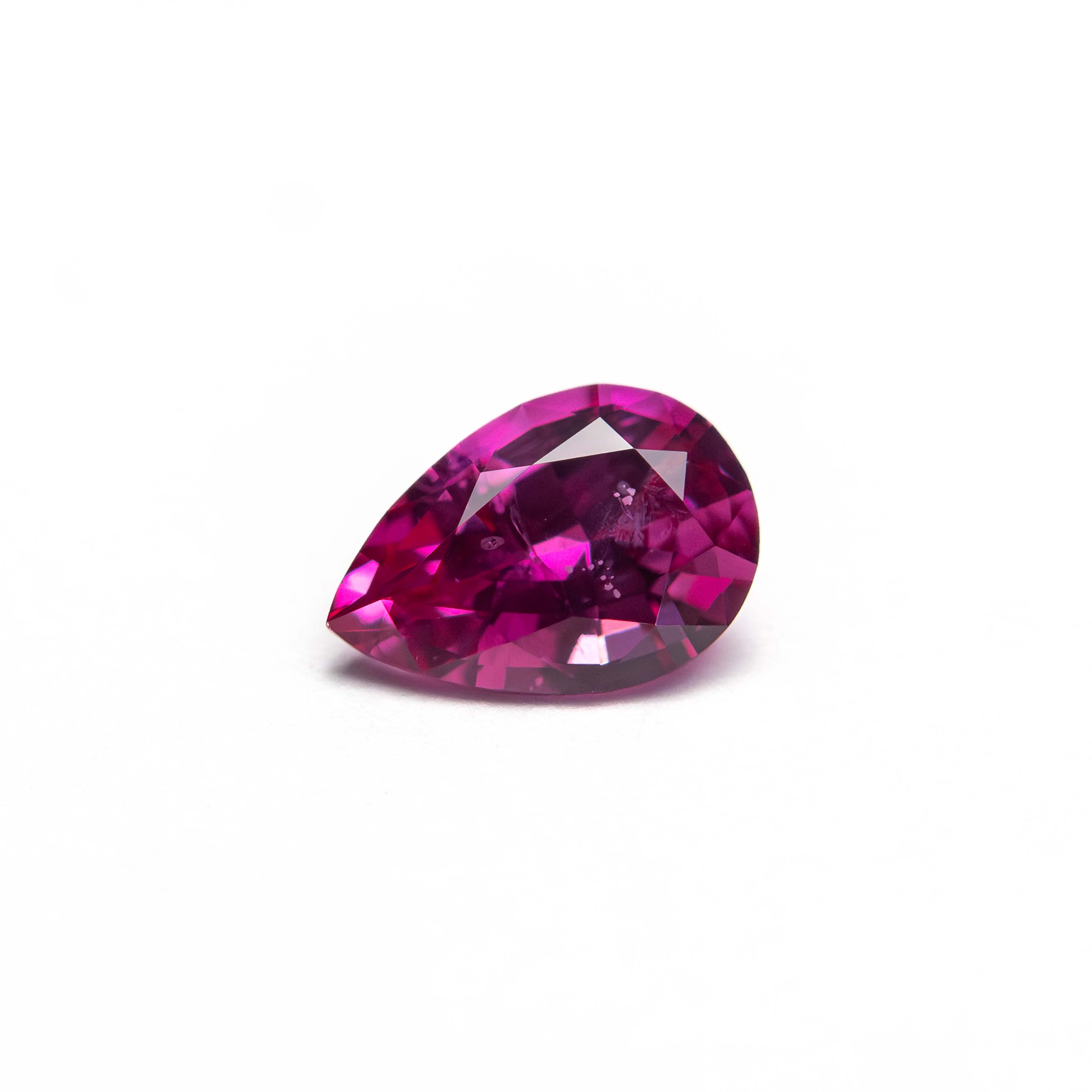 0.66ct 6.63x4.59x3.06mm Pear Brilliant Sapphire 27956-21-Staghead Designs