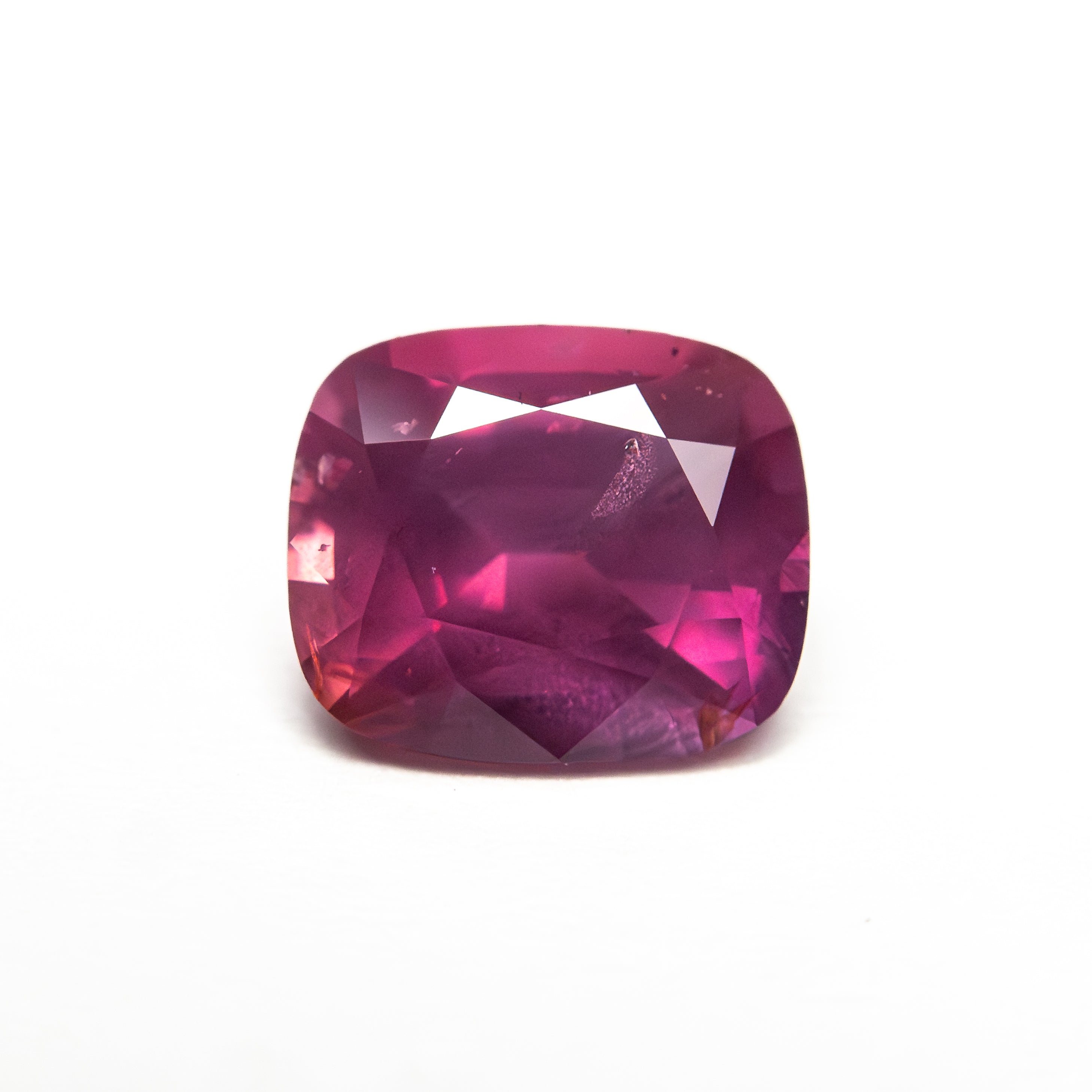 1.83ct 7.67x6.51x4.31mm Cushion Brilliant Sapphire 27957-12-Staghead Designs