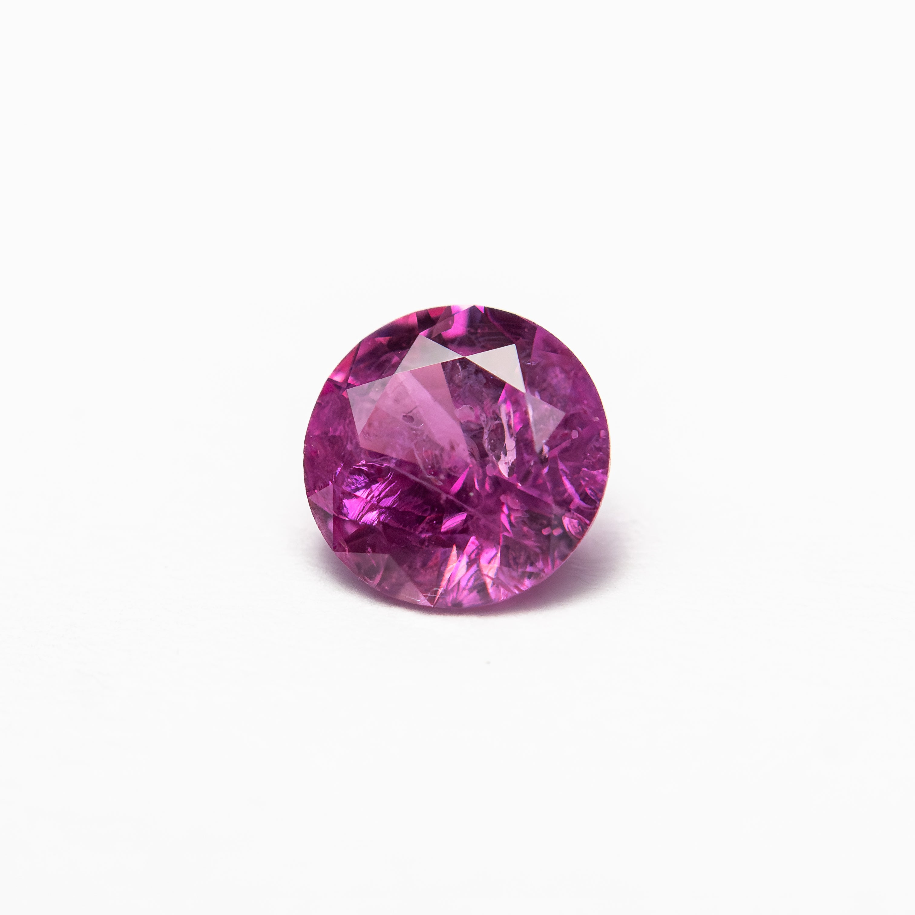 0.71ct 5.53x5.51x3.36mm Round Brilliant Sapphire 27957-23
