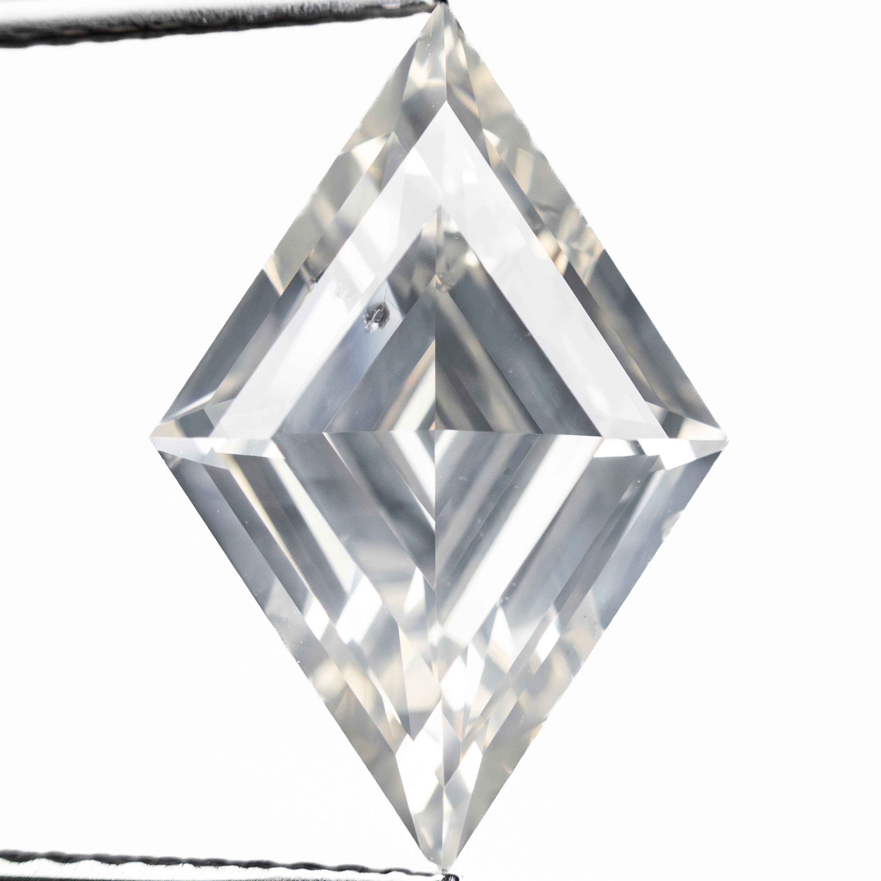 4.06ct 15.98x10.69x5.12mm GIA SI2 I Lozenge Step Cut 28010-01