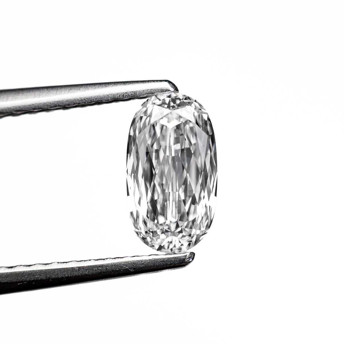0.86ct 7.70x4.33x2.78mm VS1 D Cushion Brilliant 🇨🇦 28095-01-Staghead Designs