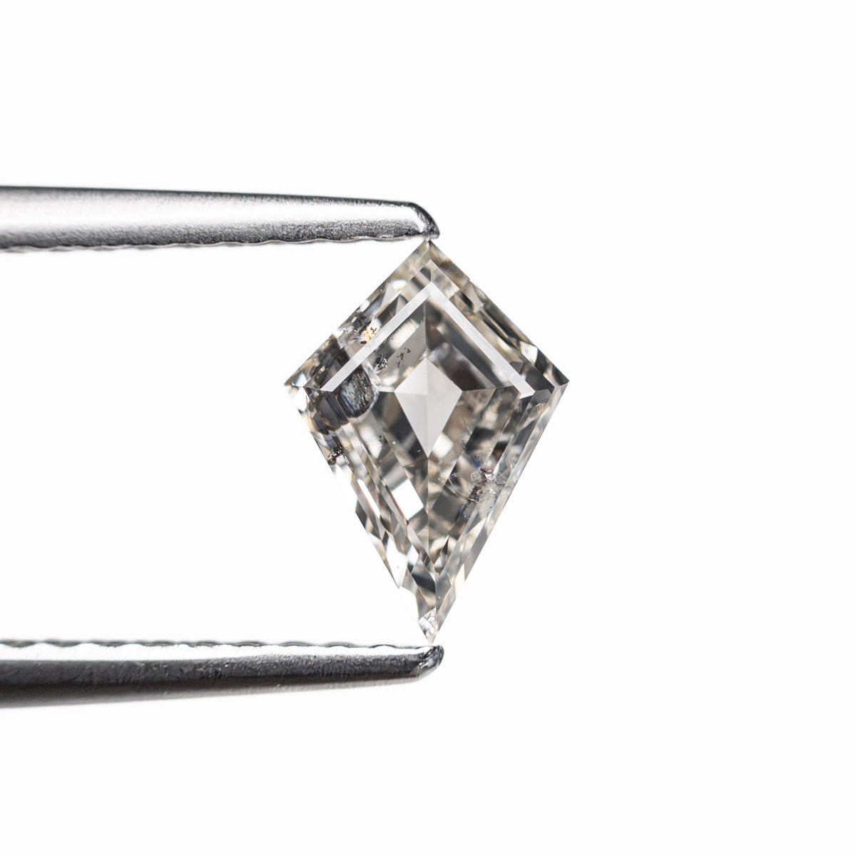 0.61ct 7.67x5.37x2.74mm Kite Step Cut 🇨🇦 28101-01-Staghead Designs