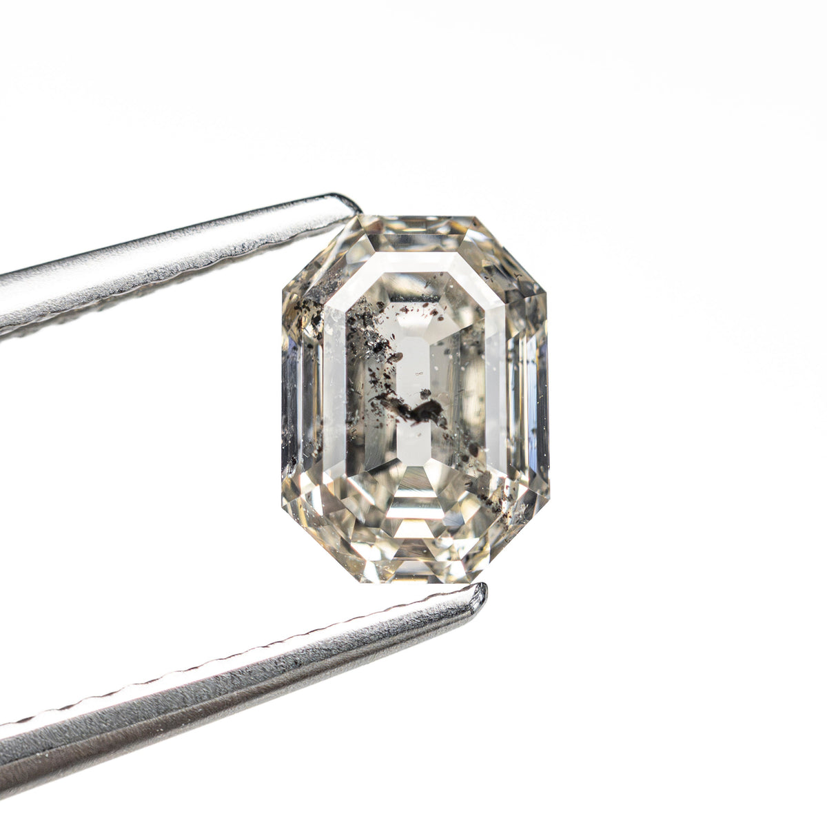 1.65ct 7.60x5.48x3.86mm Cut Corner Rectangle Step Cut 🇨🇦 28136-01-Staghead Designs