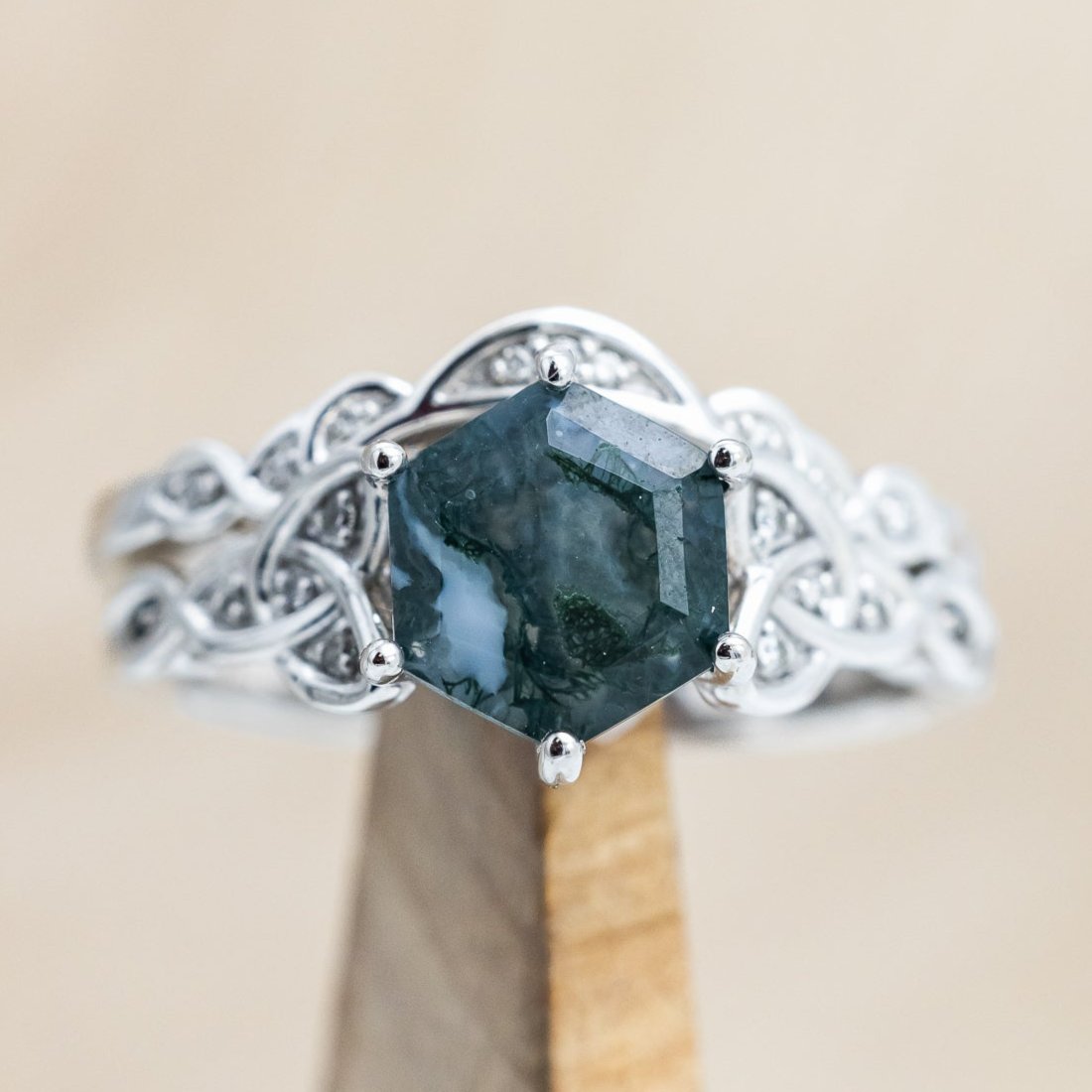 "AIFE" - CELTIC KNOT HEXAGON MOSS AGATE ENGAGEMENT RING & TRACER-Staghead Designs