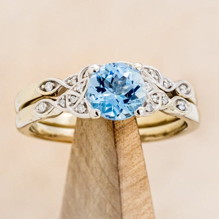 "AIFE" - CELTIC KNOT ROUND ENGAGEMENT RING-1