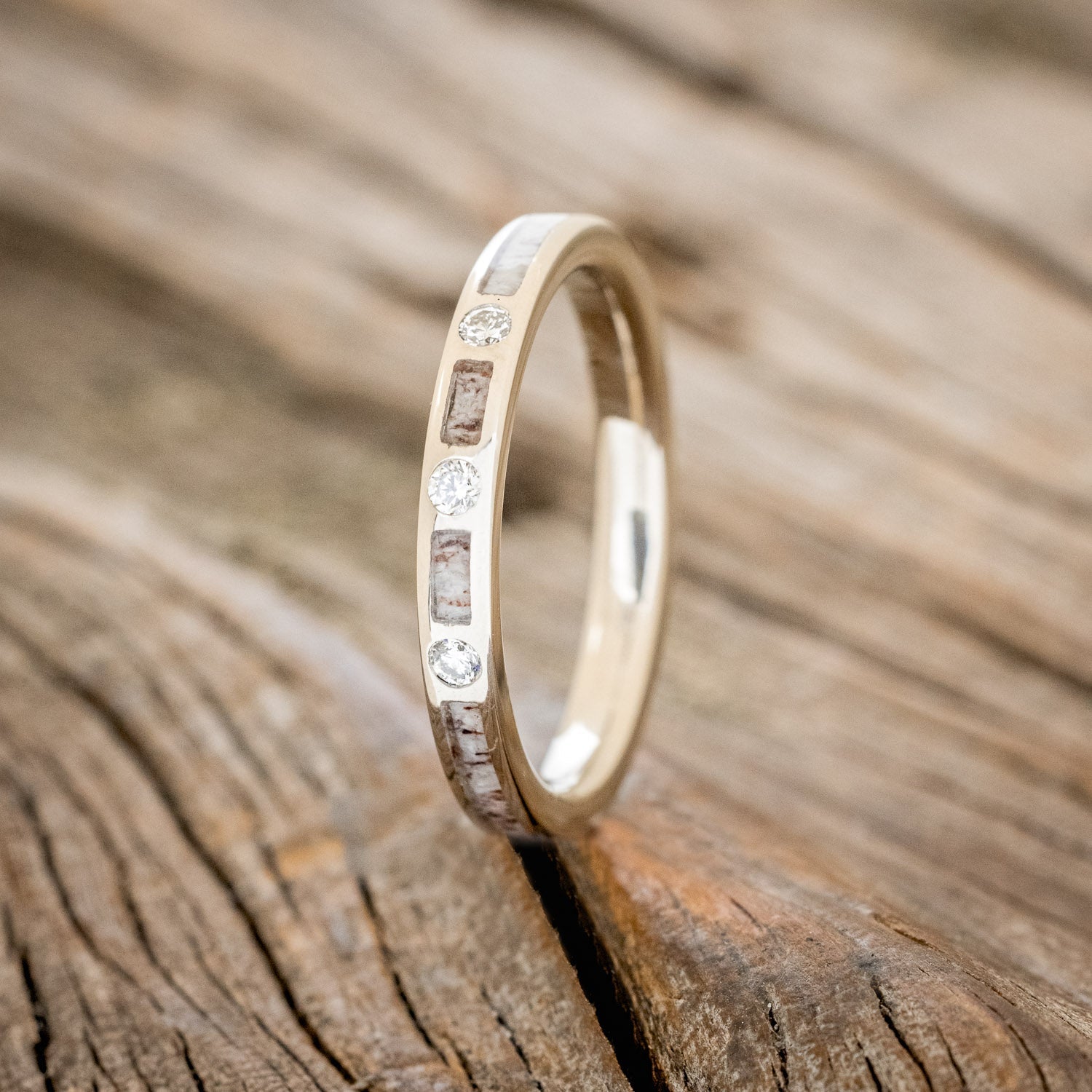 ANTLER WEDDING BAND WITH DIAMOND ACCENTS-1