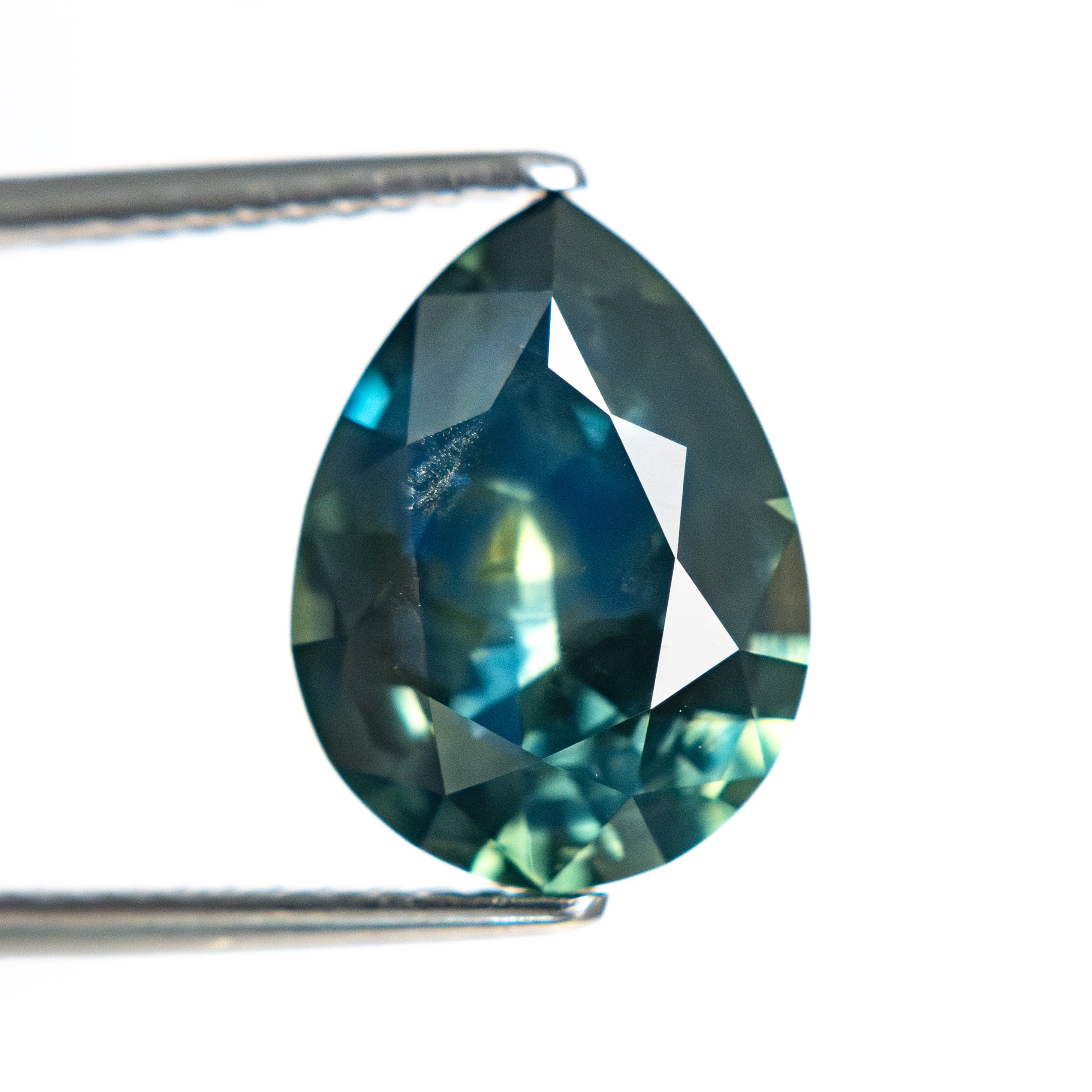 3.95ct 11.57x8.70x5.30mm Pear Brilliant Sapphire 27732-01-Staghead Designs