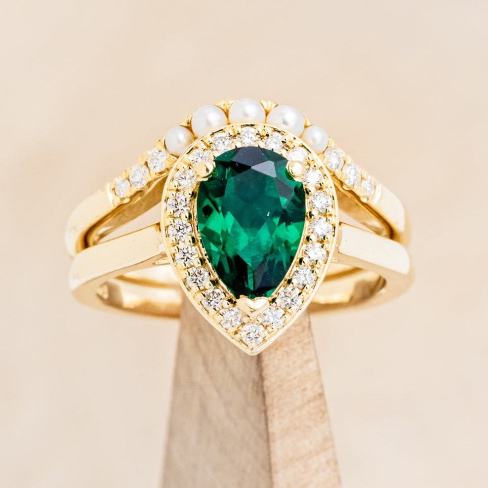 "ARABELLA" - PEAR-SHAPED LAB-GROWN EMERALD ENGAGEMENT RING WITH DIAMOND ACCENTS & PEARL TRACER-1