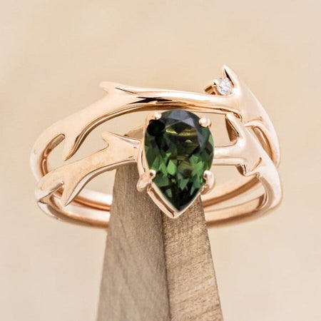 ARTEMIS-PEAR-GREEN-TOURMALINE-