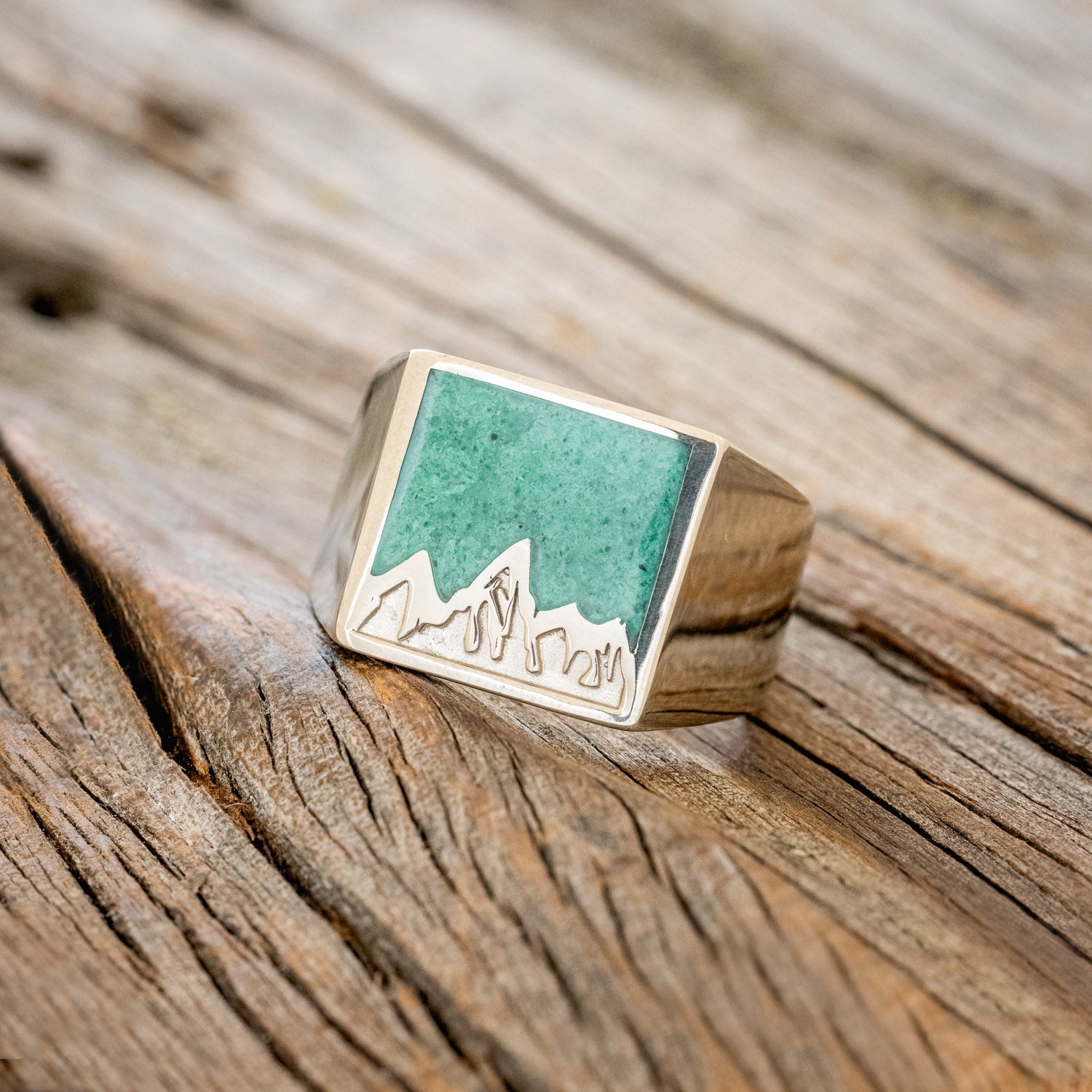"ATLAS" - MOUNTAIN ENGRAVED WEDDING BAND WITH MALACHITE INLAY-Staghead Designs