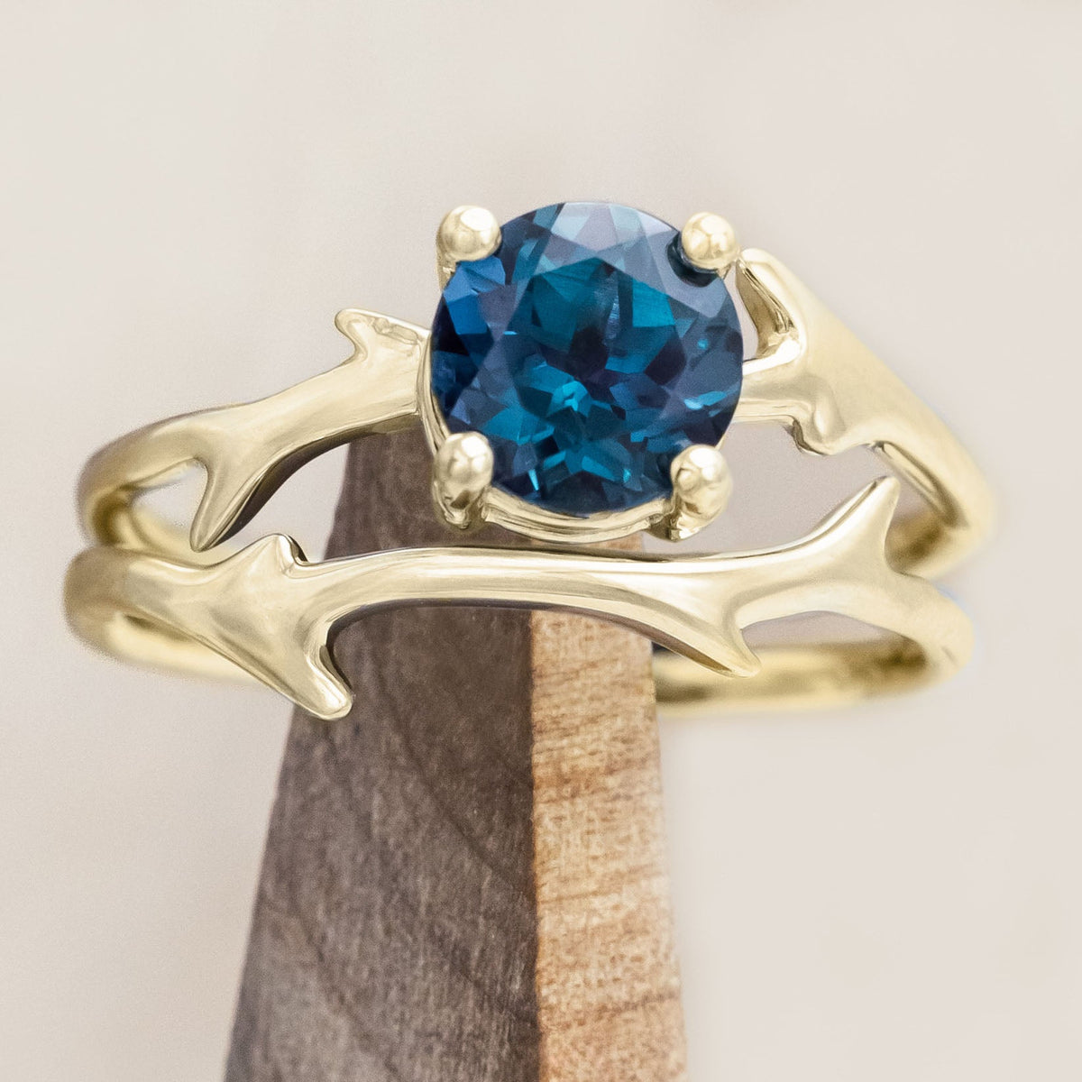 "ARTEMIS" - ROUND CUT ENGAGEMENT RING WITH AN ANTLER-STYLE STACKING BAND-Staghead Designs