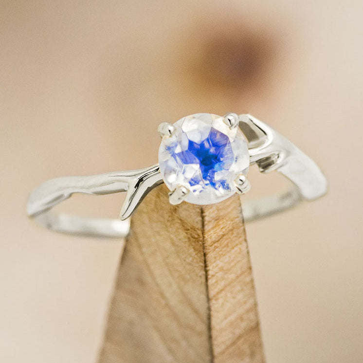 "ARTEMIS" - ROUND CUT ENGAGEMENT RING WITH AN ANTLER-STYLE STACKING BAND-Staghead Designs