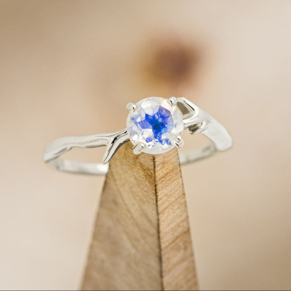 "ARTEMIS" - ROUND CUT ENGAGEMENT RING WITH AN ANTLER-STYLE STACKING BAND-Staghead Designs