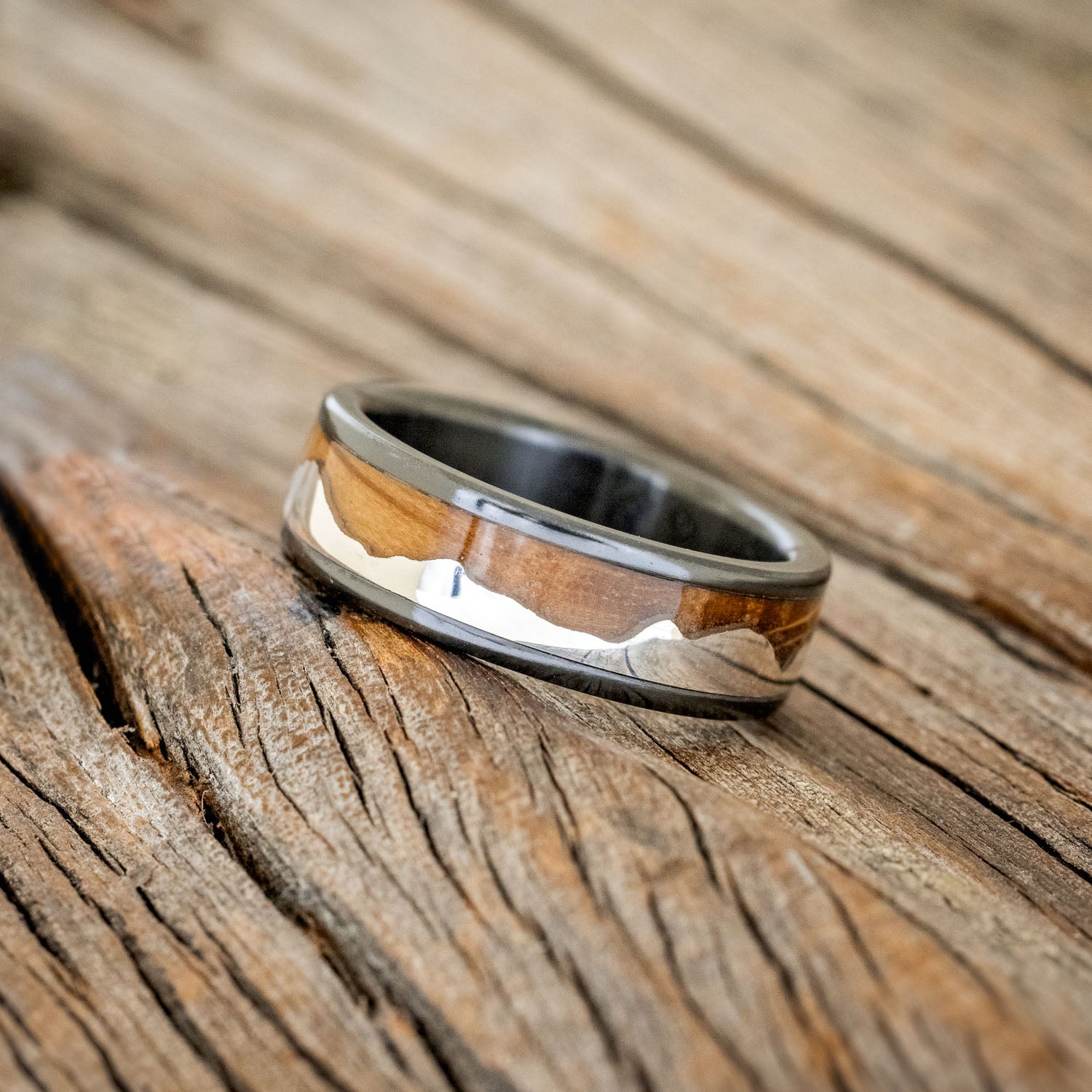 "HELIOS" - SILVER MOUNTAIN RANGE WEDDING BAND-Staghead Designs