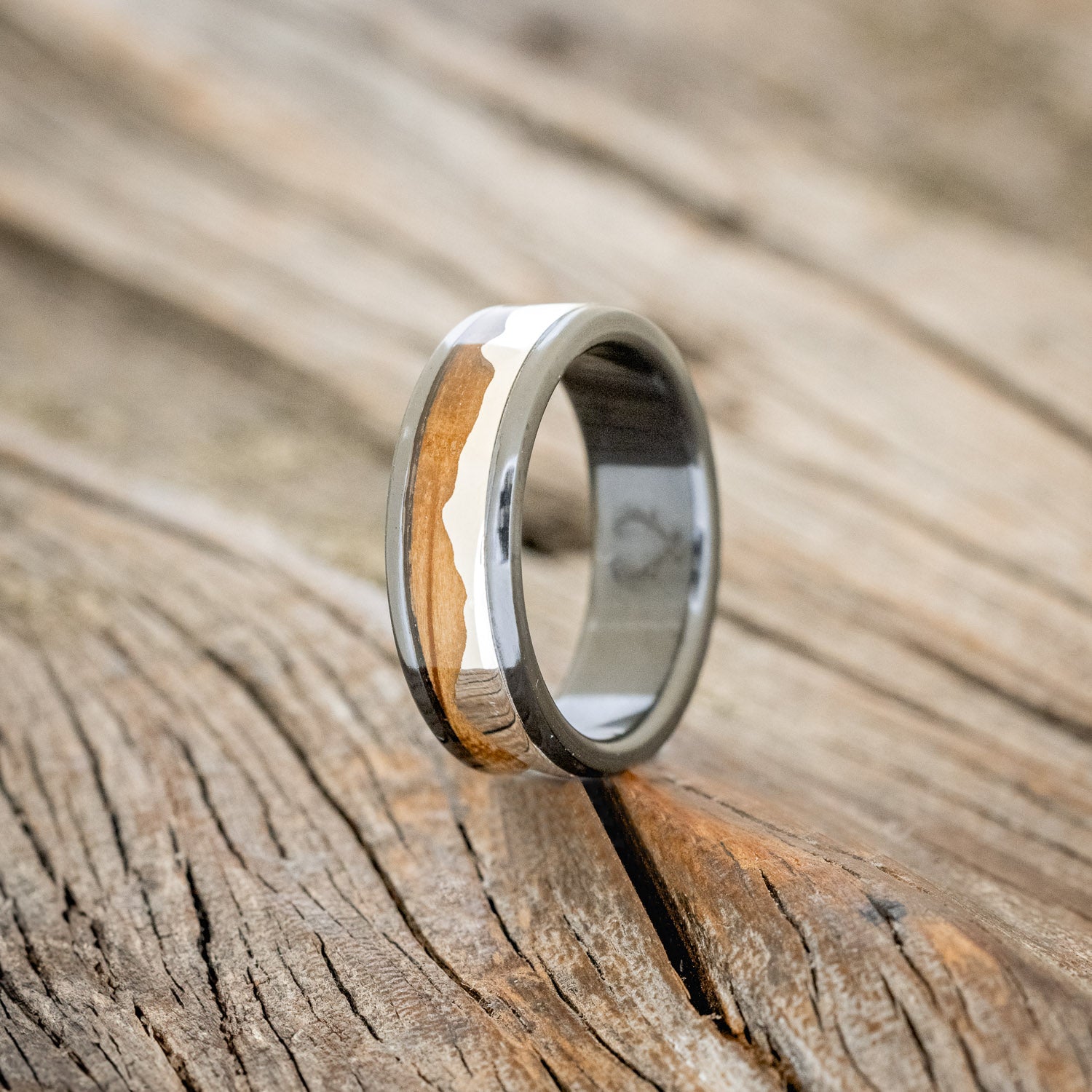 "HELIOS" - WHISKEY BARREL OAK & SILVER MOUNTAIN RANGE WEDDING BAND-4