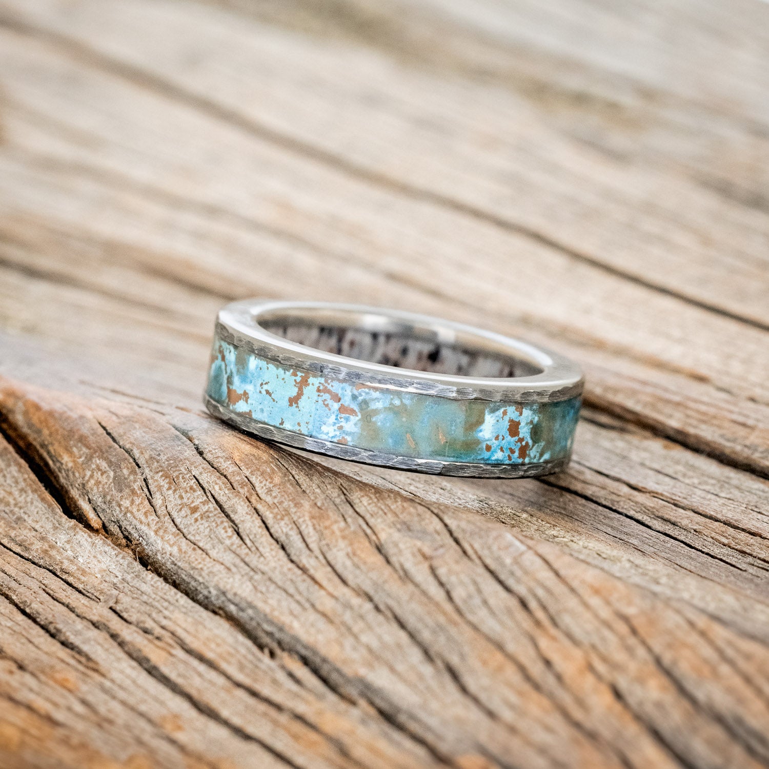 "RAINIER" - PATINA COPPER INLAY & ANTLER LINING WEDDING RING WITH A HAMMERED FINISH-2