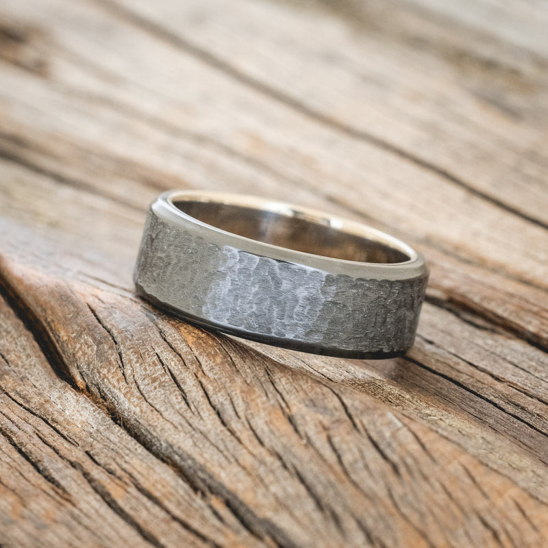 HAMMERED BLACK ZIRCONIUM WEDDING RING WITH A 14K GOLD LINING-2