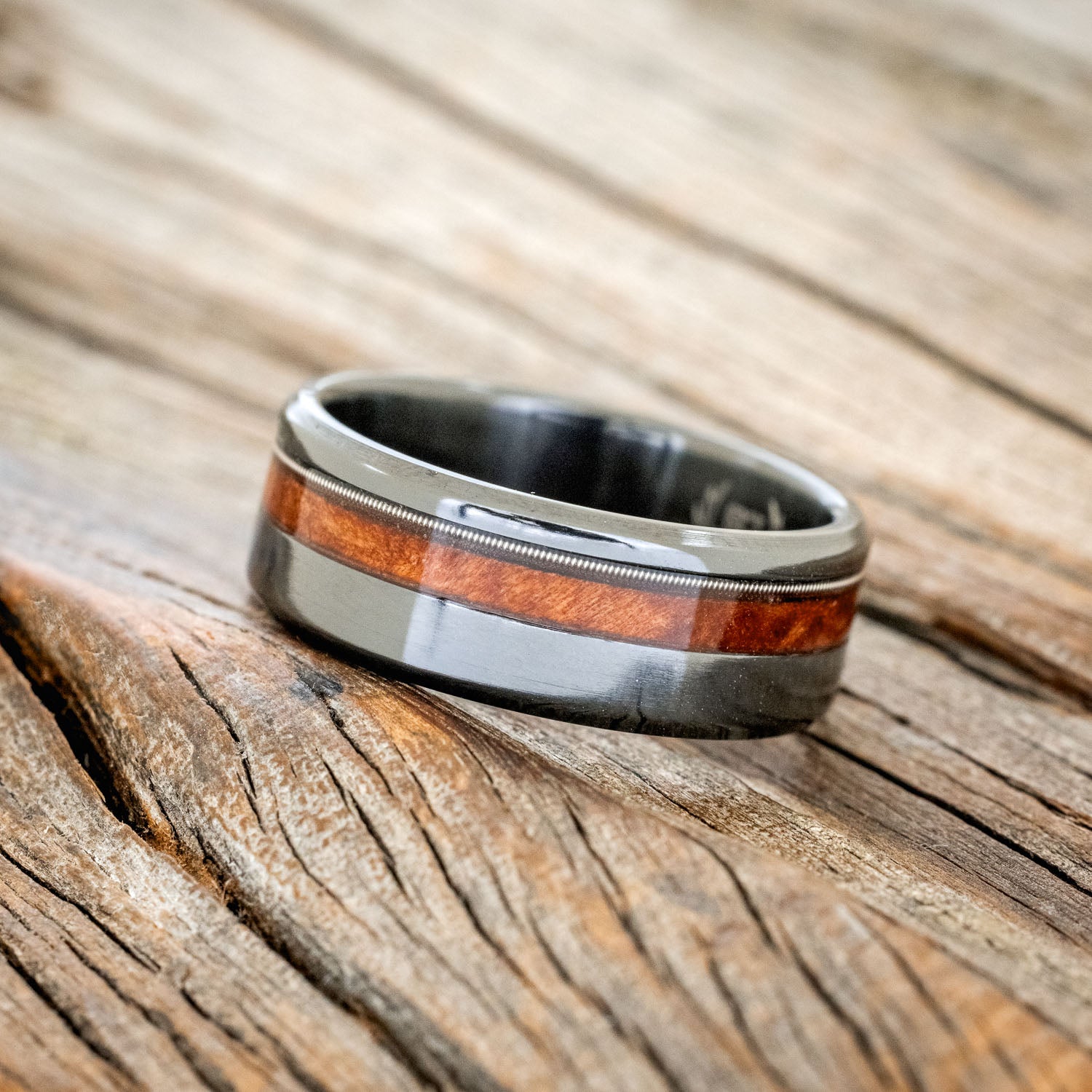 "CASTOR" - REDWOOD & GUITAR STRING INLAY WEDDING BAND-2