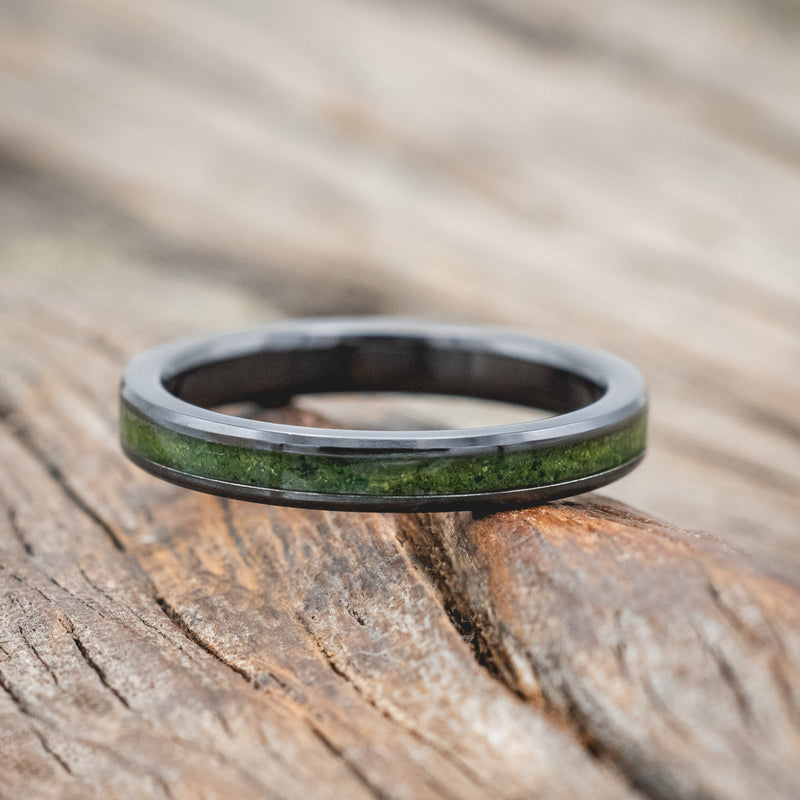 "ETERNA" - MOSS INLAY STACKING BAND