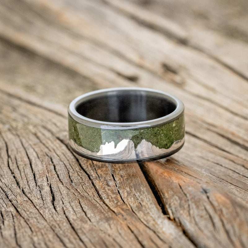 "HELIOS" - MOSS WEDDING BAND FEATURING THE DOLOMITES MOUNTAIN RANGE-6