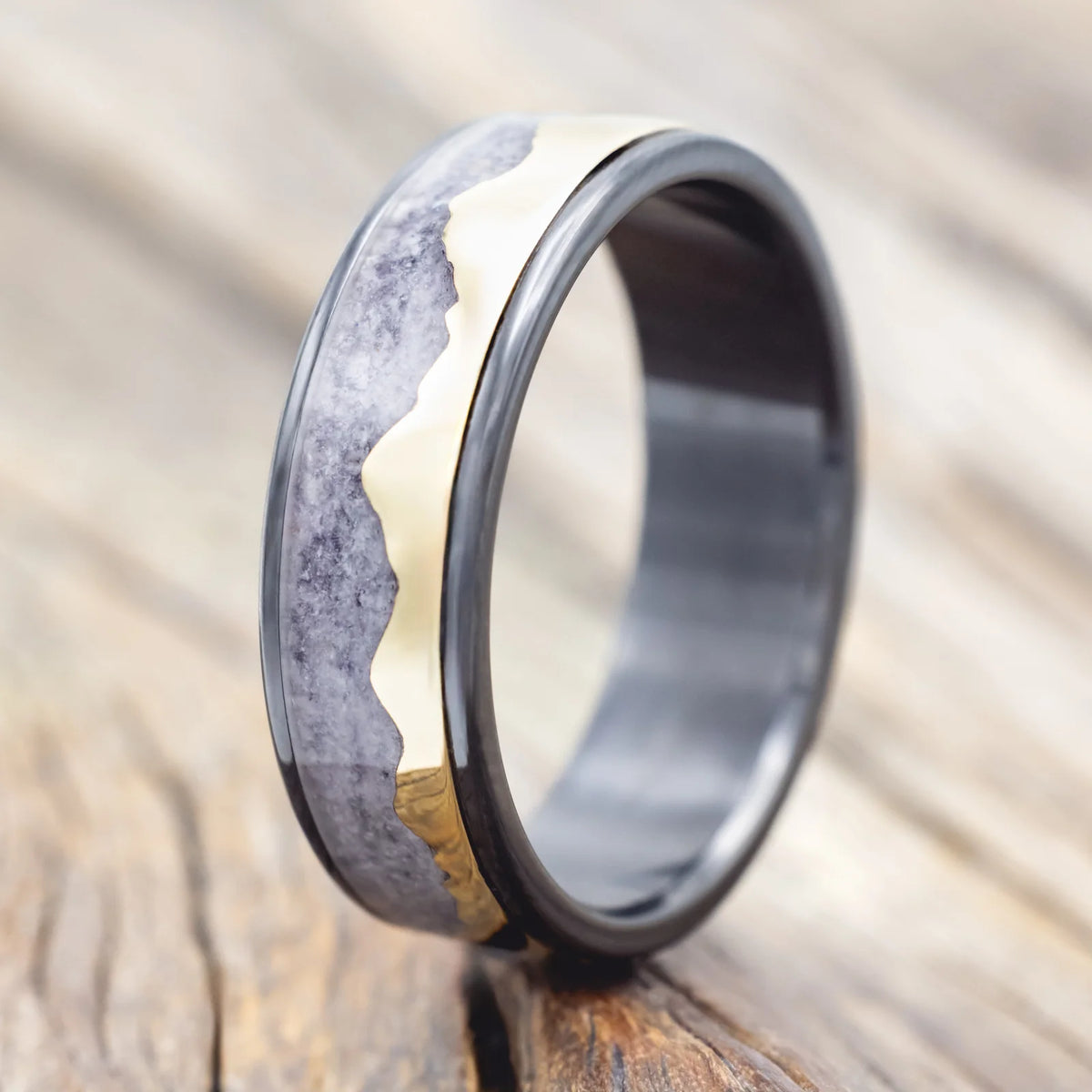 "Helios" - 14K Gold Andes Mountain Range With Crushed Amethyst Inlay Wedding Band - Black Zirconium (8mm) - Size 7