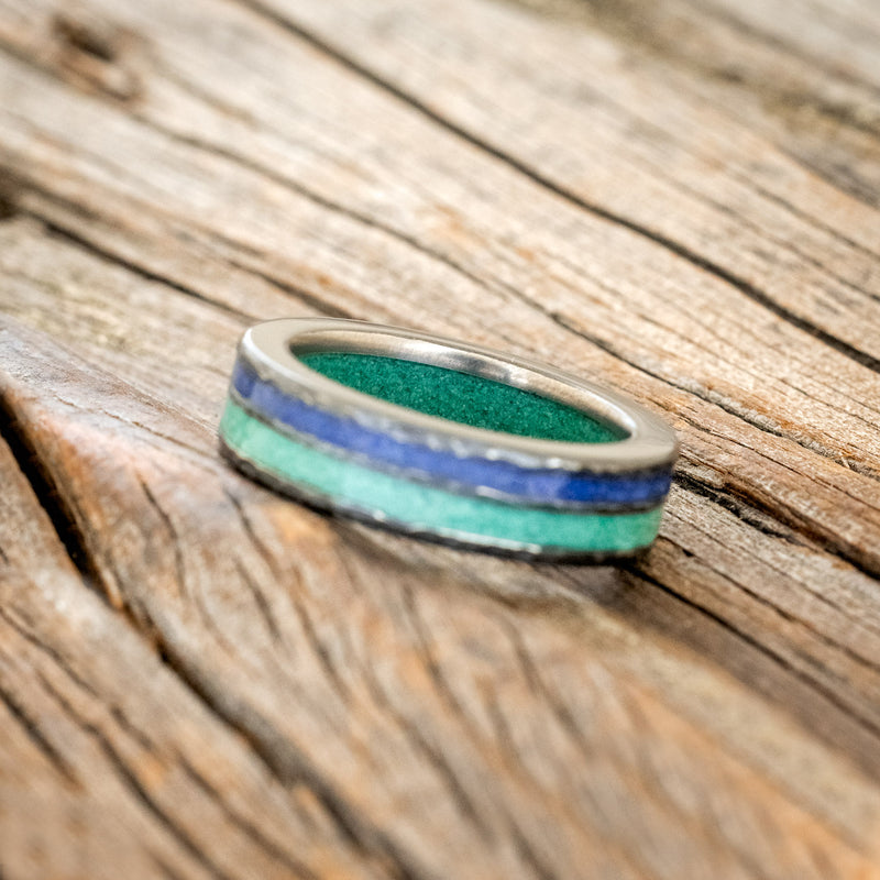 "RAPTOR" - LAPIS LAZULI & MALACHITE INLAY & LINING WEDDING BAND WITH A HAMMERED FINISH-8