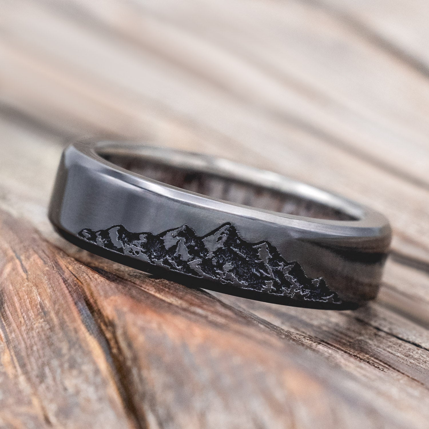 "HORIZON" - MOUNTAIN ENGRAVED WEDDING BAND WITH CUSTOM LINING-Staghead Designs