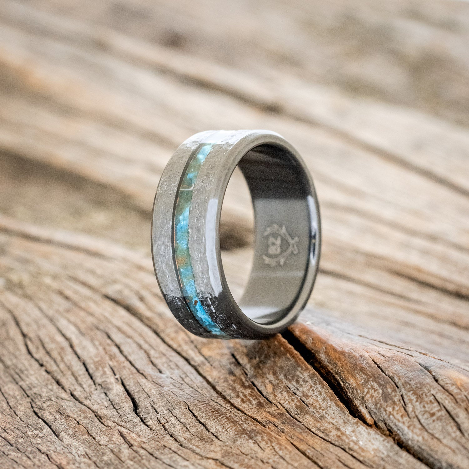 "NIRVANA" - CENTERED PATINA COPPER INLAY WEDDING BAND WITH HAMMERED FINISH-5