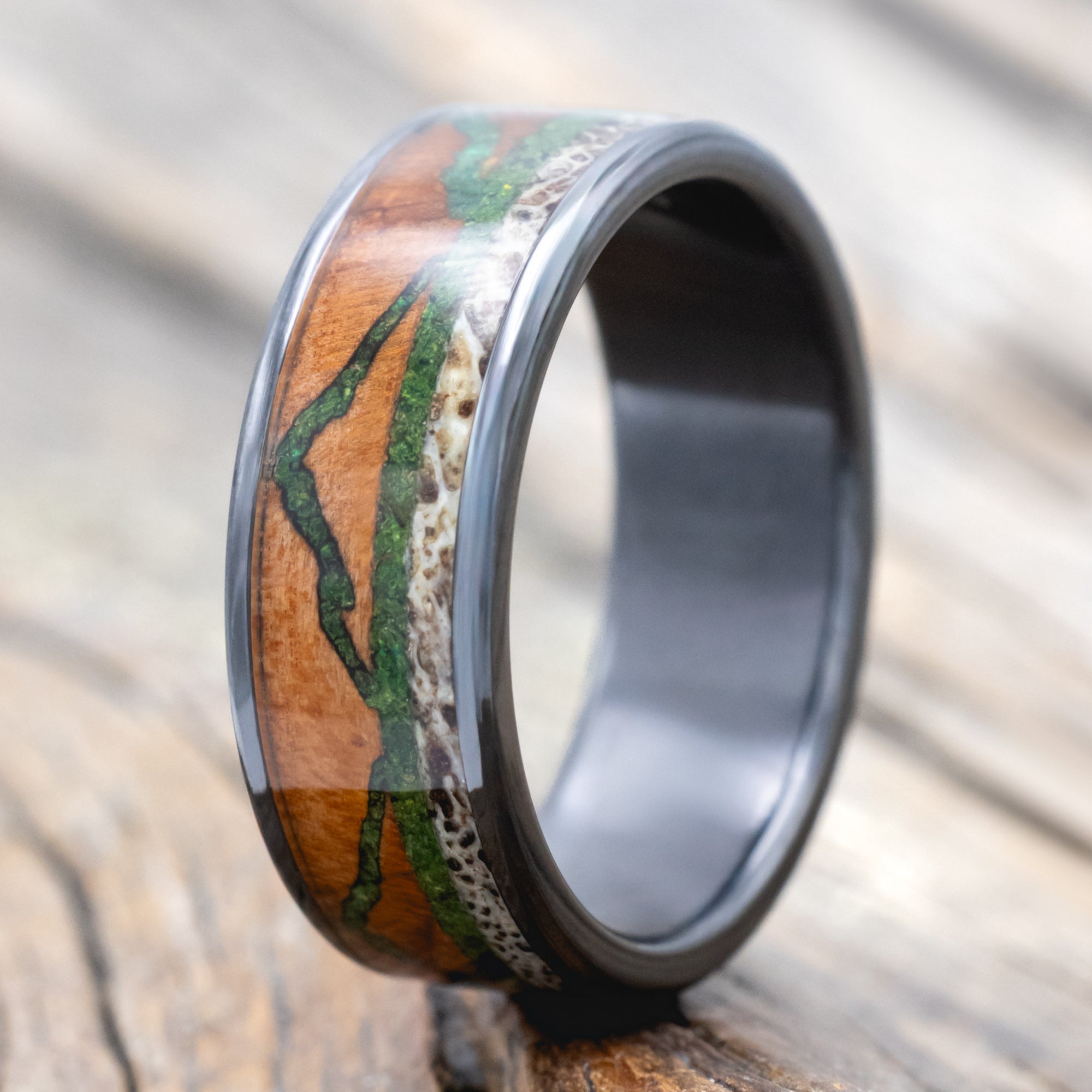 "THE EXPEDITION" - MOUNTAIN ENGRAVED WEDDING RING WITH REDWOOD, MOSS & ANTLER-Staghead Designs