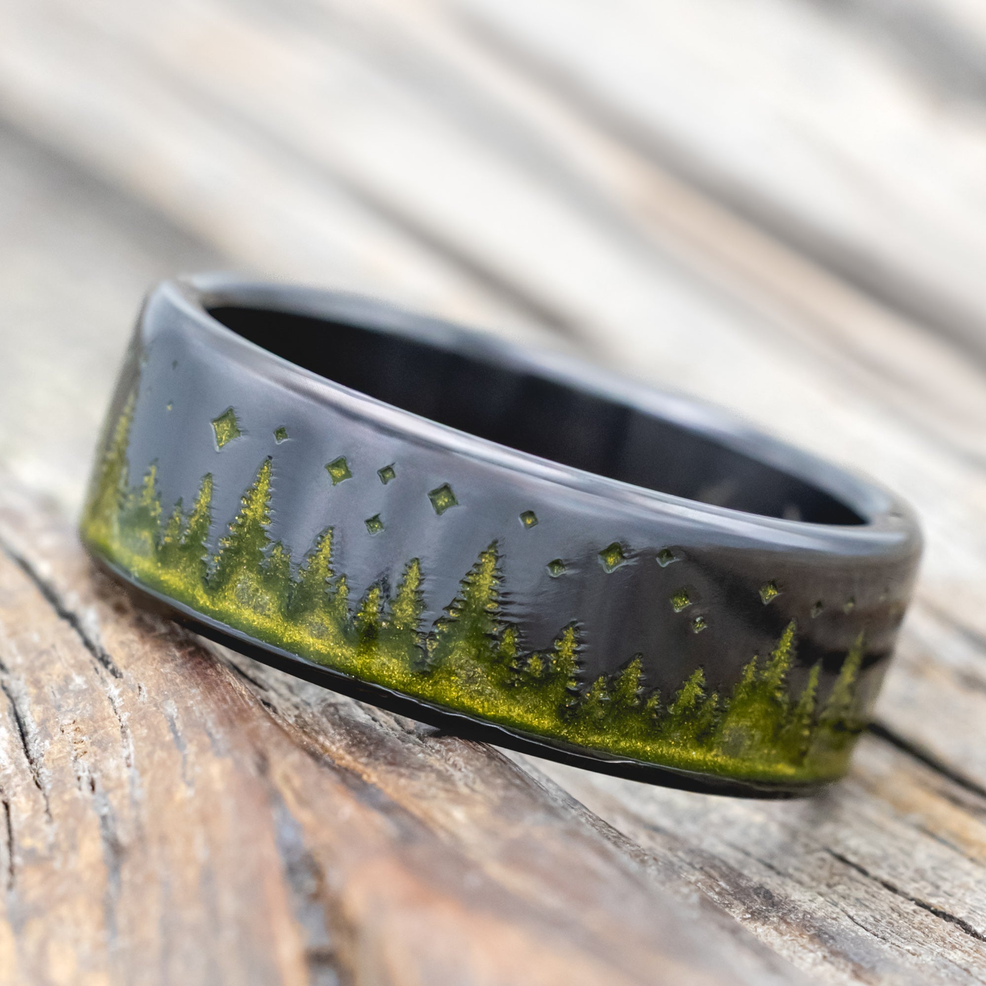 "TIMBERLINE" - TREE AND STARRY NIGHT ENGRAVED WEDDING RING WITH MYSTIC MOSS-Staghead Designs
