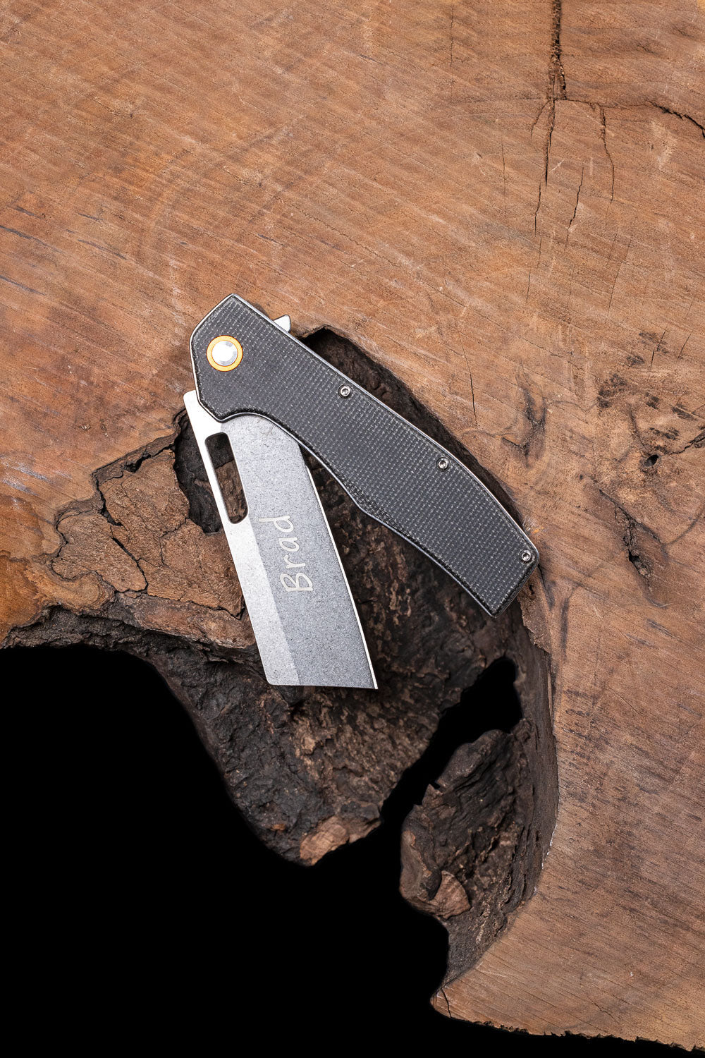 CUSTOM ENGRAVED FLAT TOP KNIFE-1