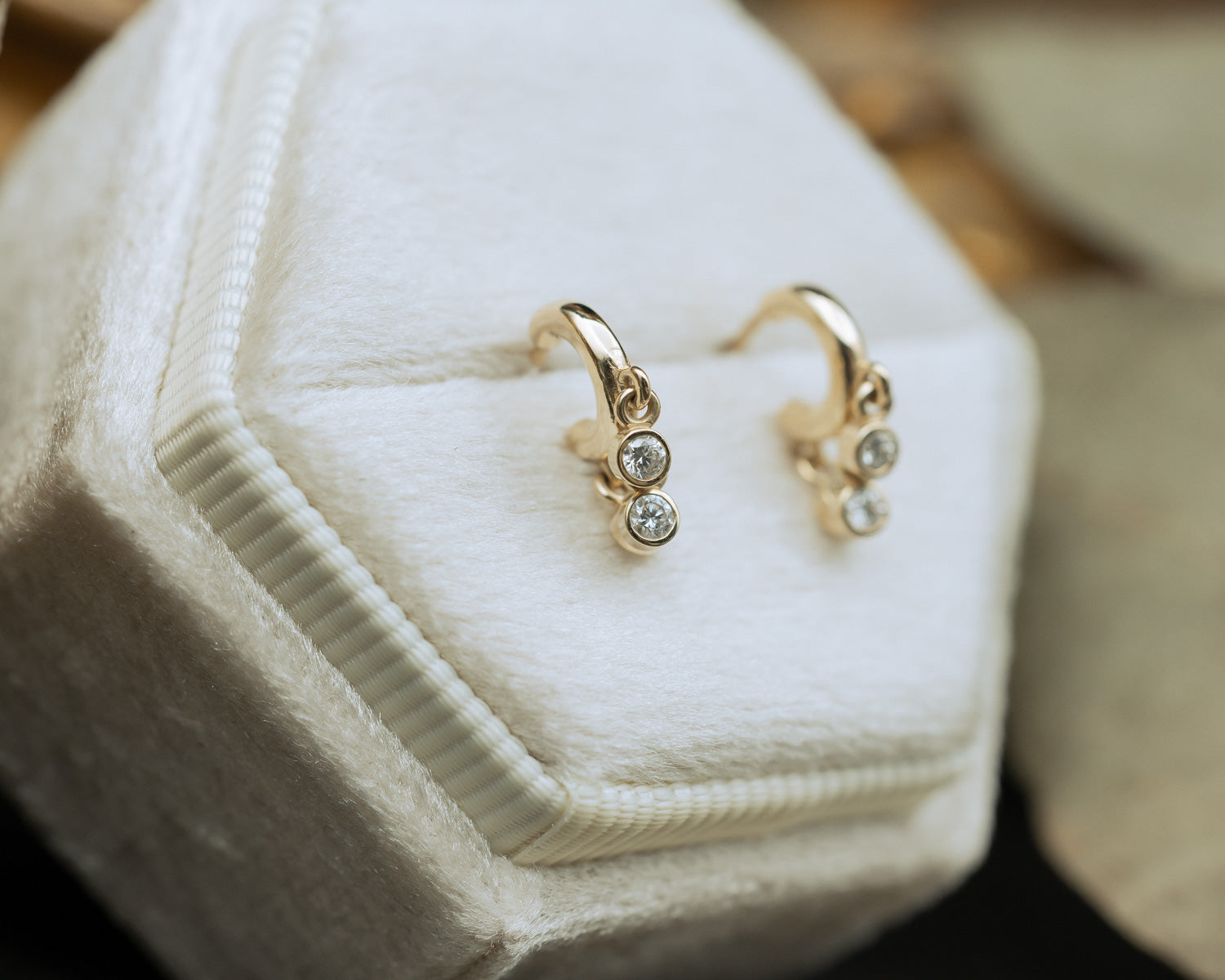 1/5 CTW ROUND NATURAL DIAMOND FRINGE HOOP EARRINGS-2