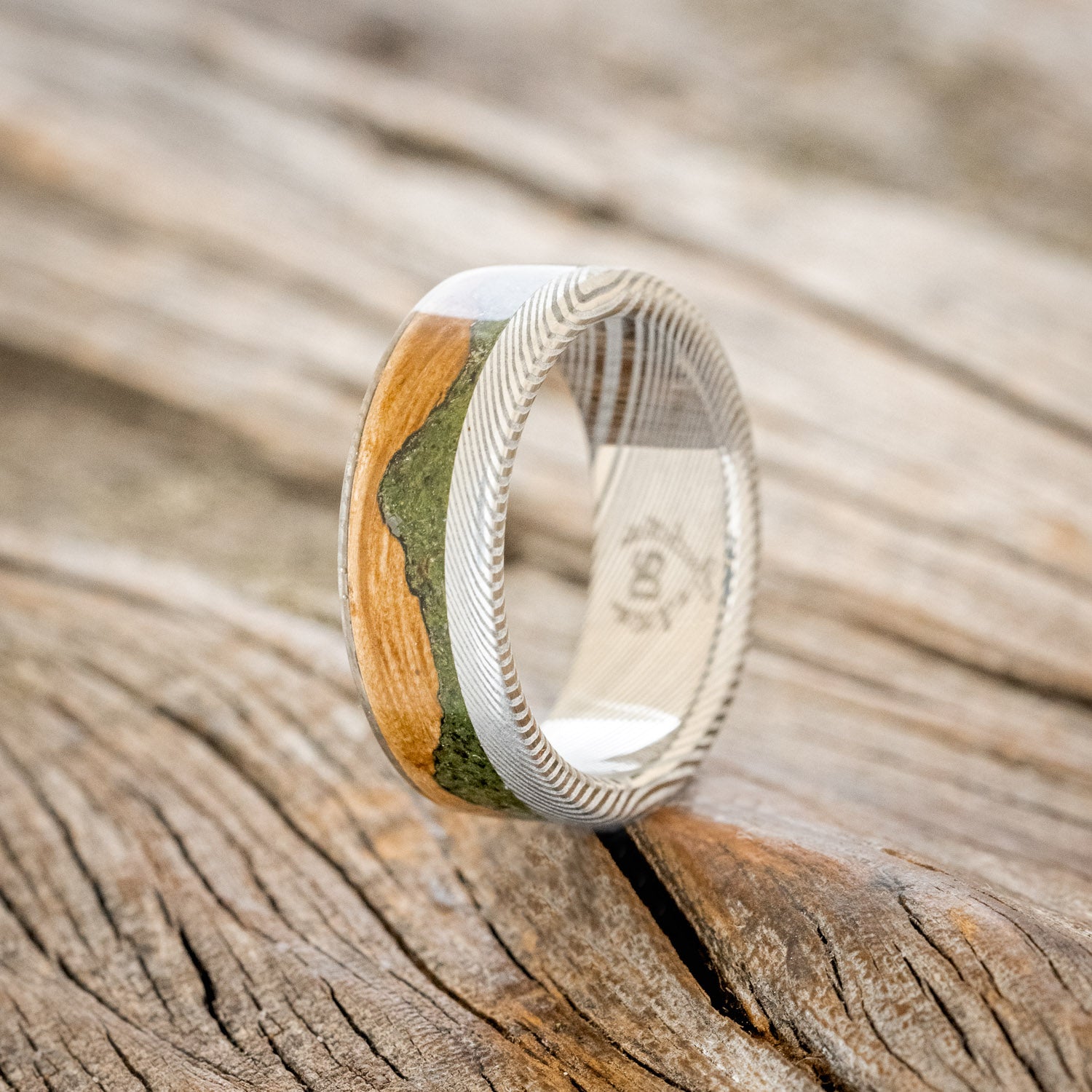 "EZRA" - WHISKEY BARREL OAK WITH MOSS WEDDING RING-7