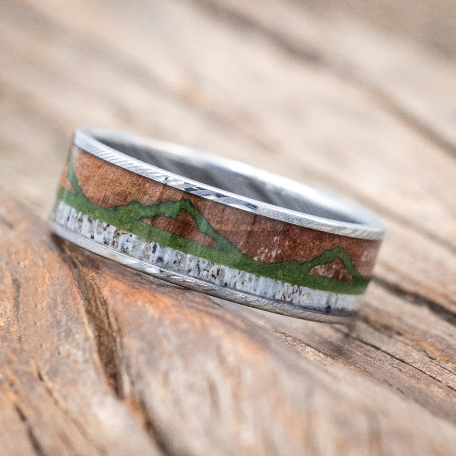 "THE EXPEDITION" - MOUNTAIN ENGRAVED WEDDING RING WITH REDWOOD, MOSS & ANTLER-Staghead Designs