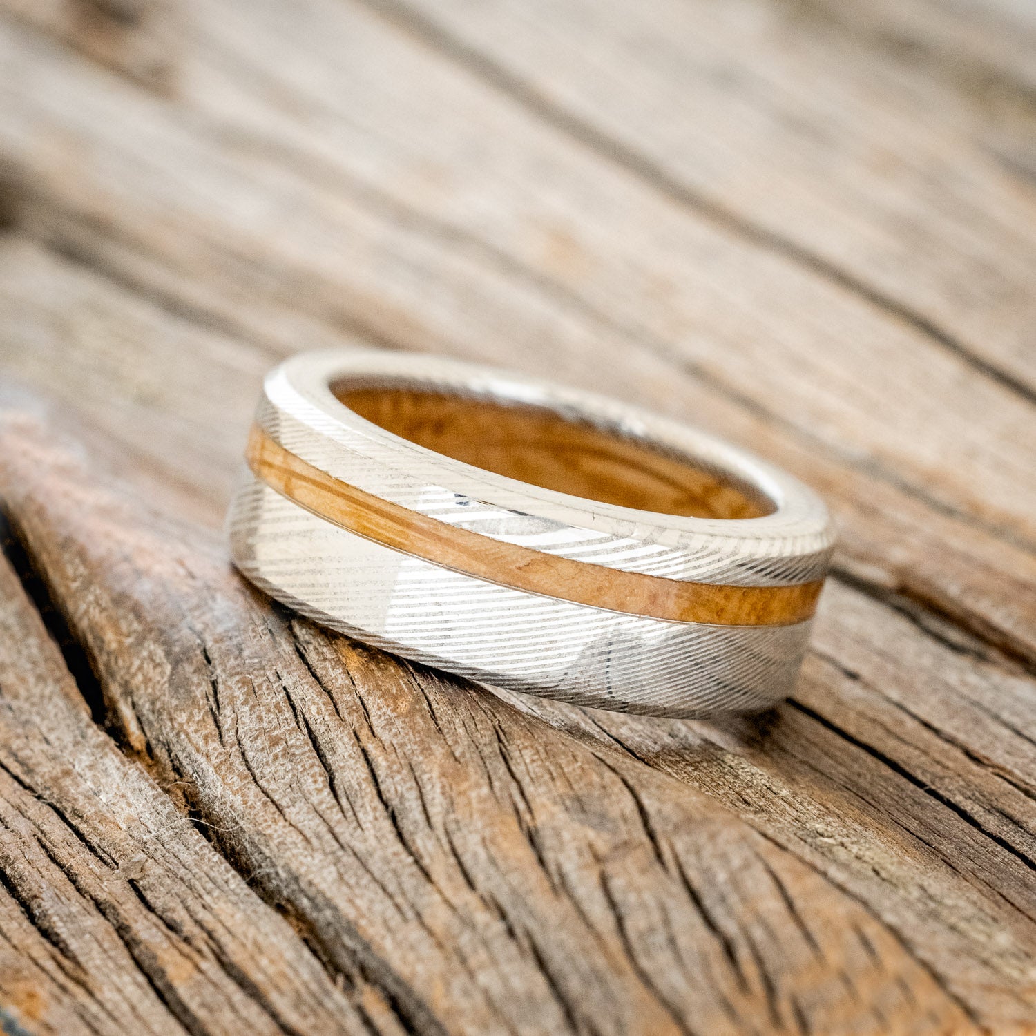 "VERTIGO" - WHISKEY BARREL OAK INLAY & LINING WEDDING RING-8