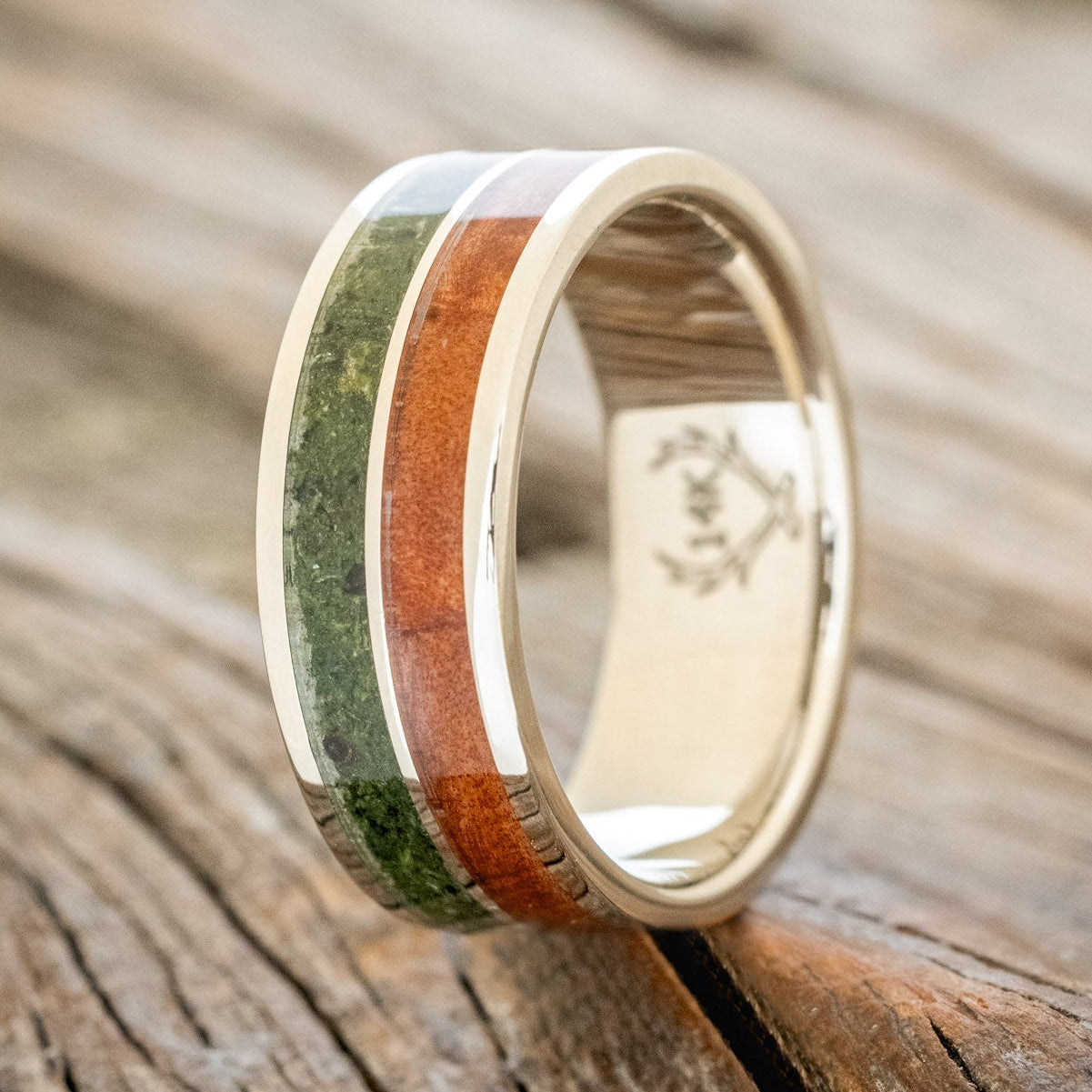 "DYAD" - MOSS & REDWOOD WEDDING BAND-1