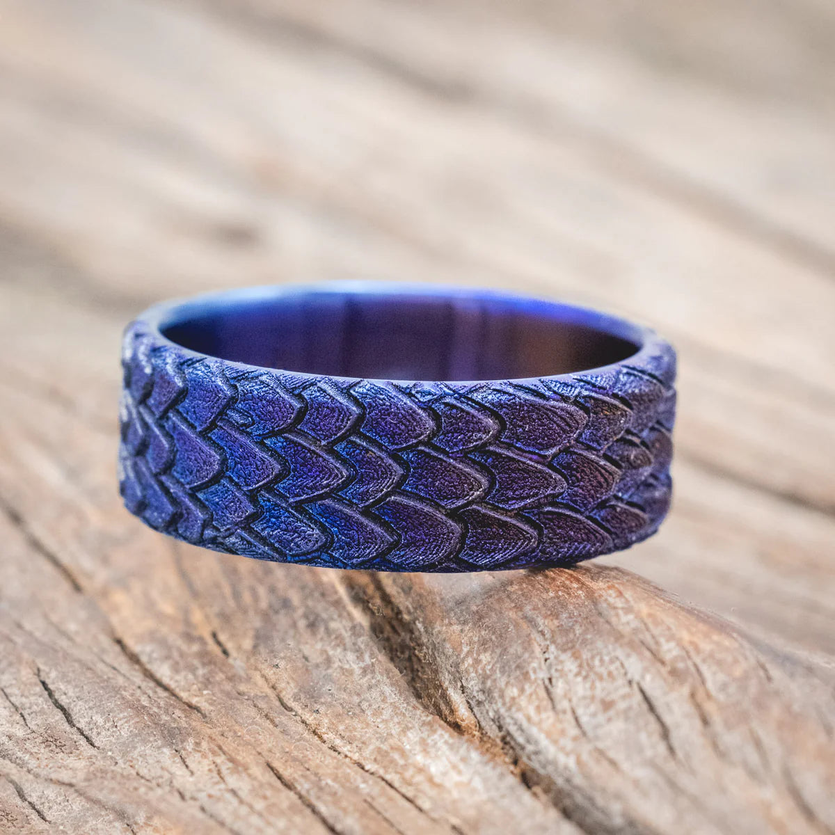 "Echo" - Fire-Treated Titanium Embossed 3D Dragon Scale Wedding Band - Titanium (8mm) - Size 10-Staghead Designs