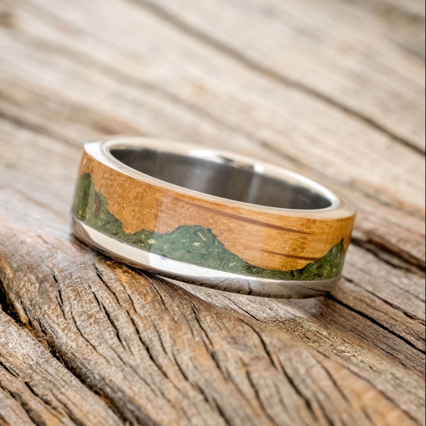 "EZRA" - WHISKEY BARREL OAK WITH MOSS WEDDING RING-1