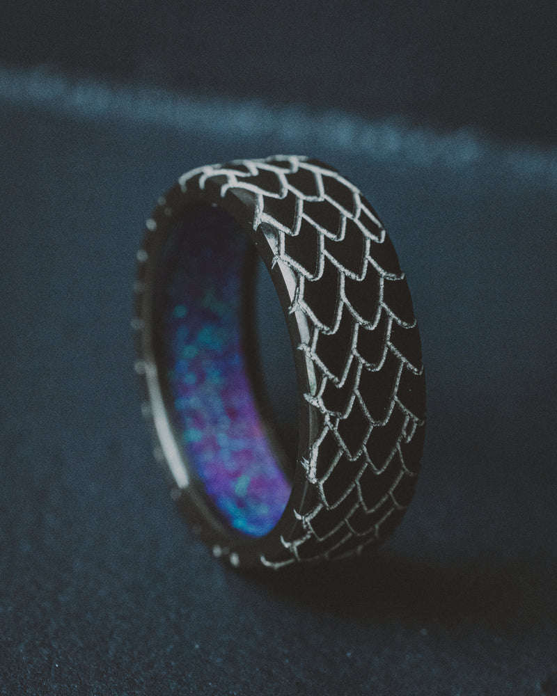 "ECHO" - DRAGON SCALE WEDDING RING FEATURING A PURPLE OPAL LINED BAND-9